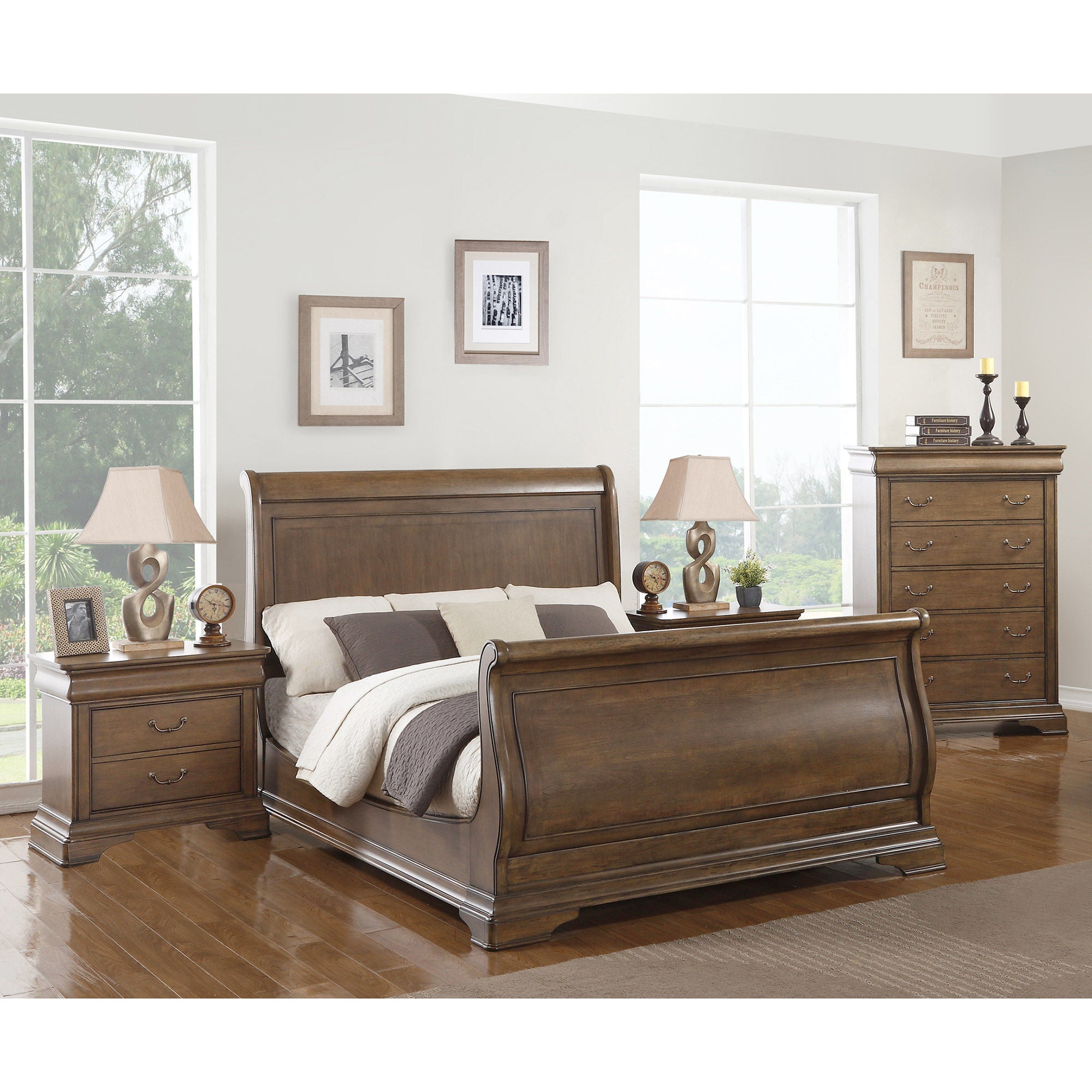 Madeline 4-piece Queen Bedroom Set