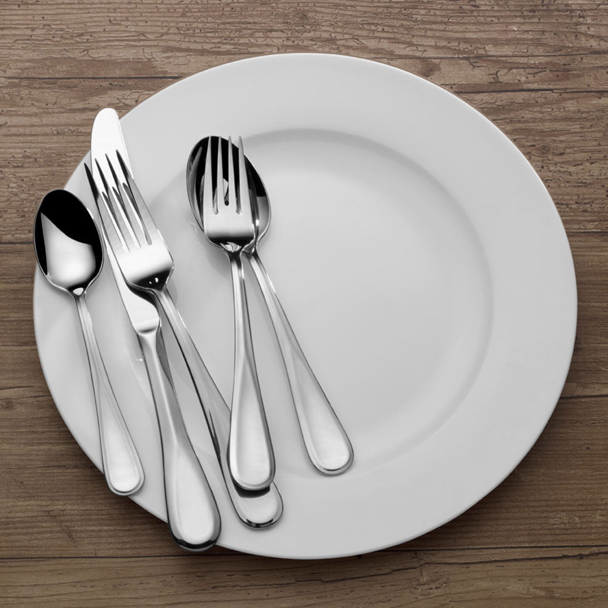 Mikasa Bravo 101-piece Flatware Set
