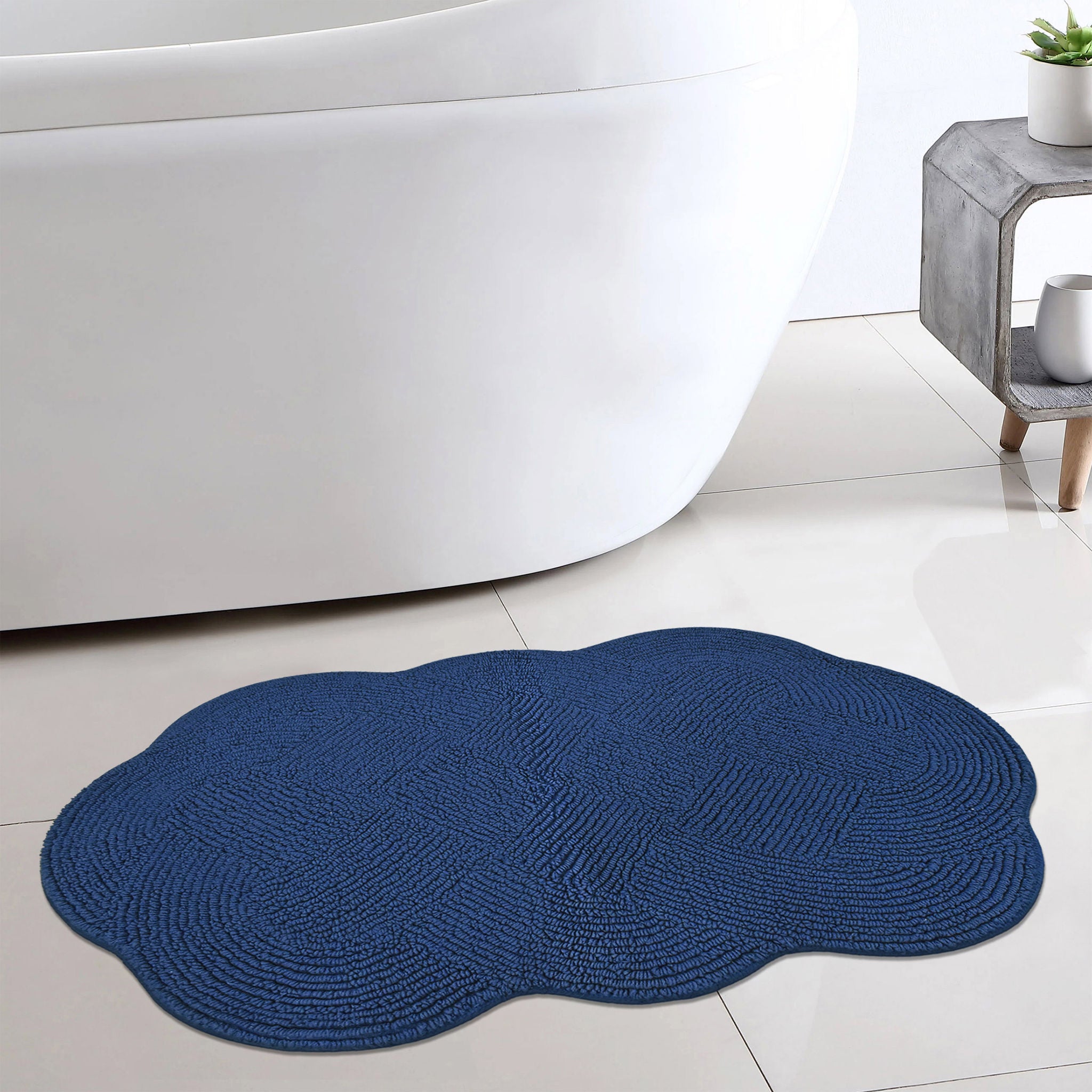 Scallop Tufted Bath Rug