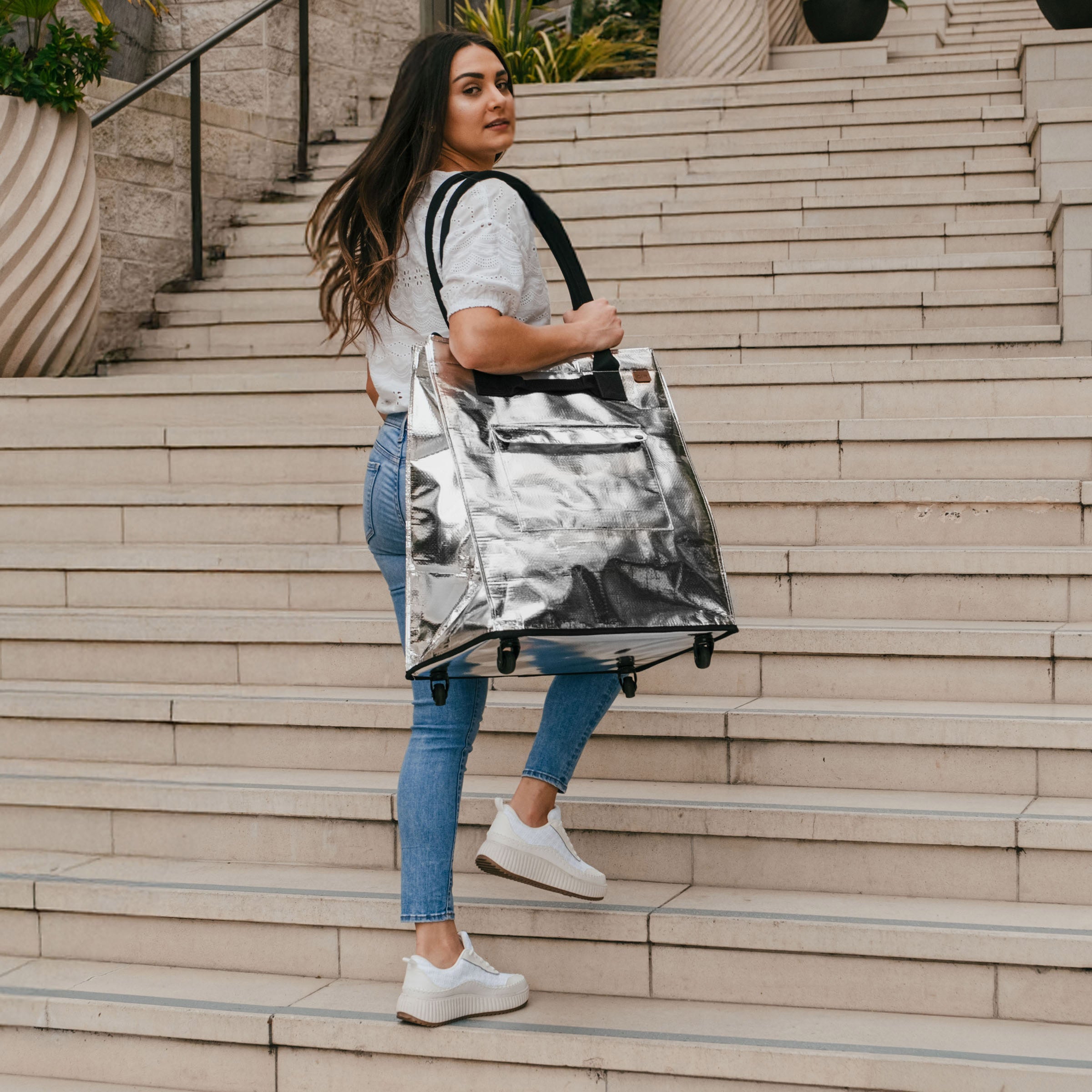 CleverMade Foldable Tote Bag on Wheels