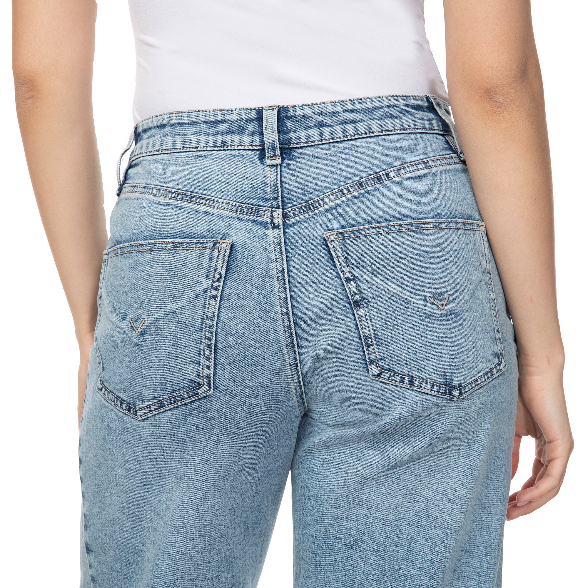 Hudson Women's Barrel Leg Jean