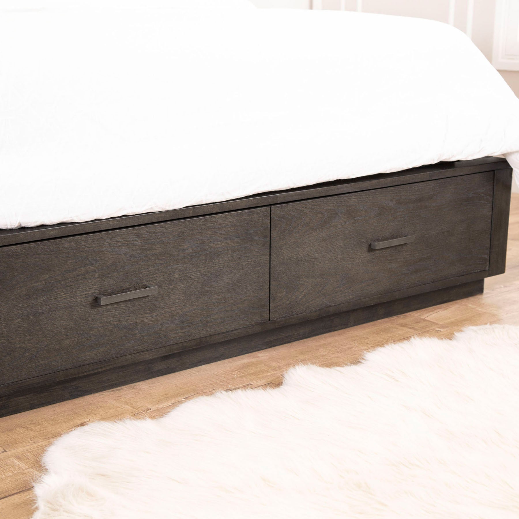 Torano 3-piece Queen Bedroom Set