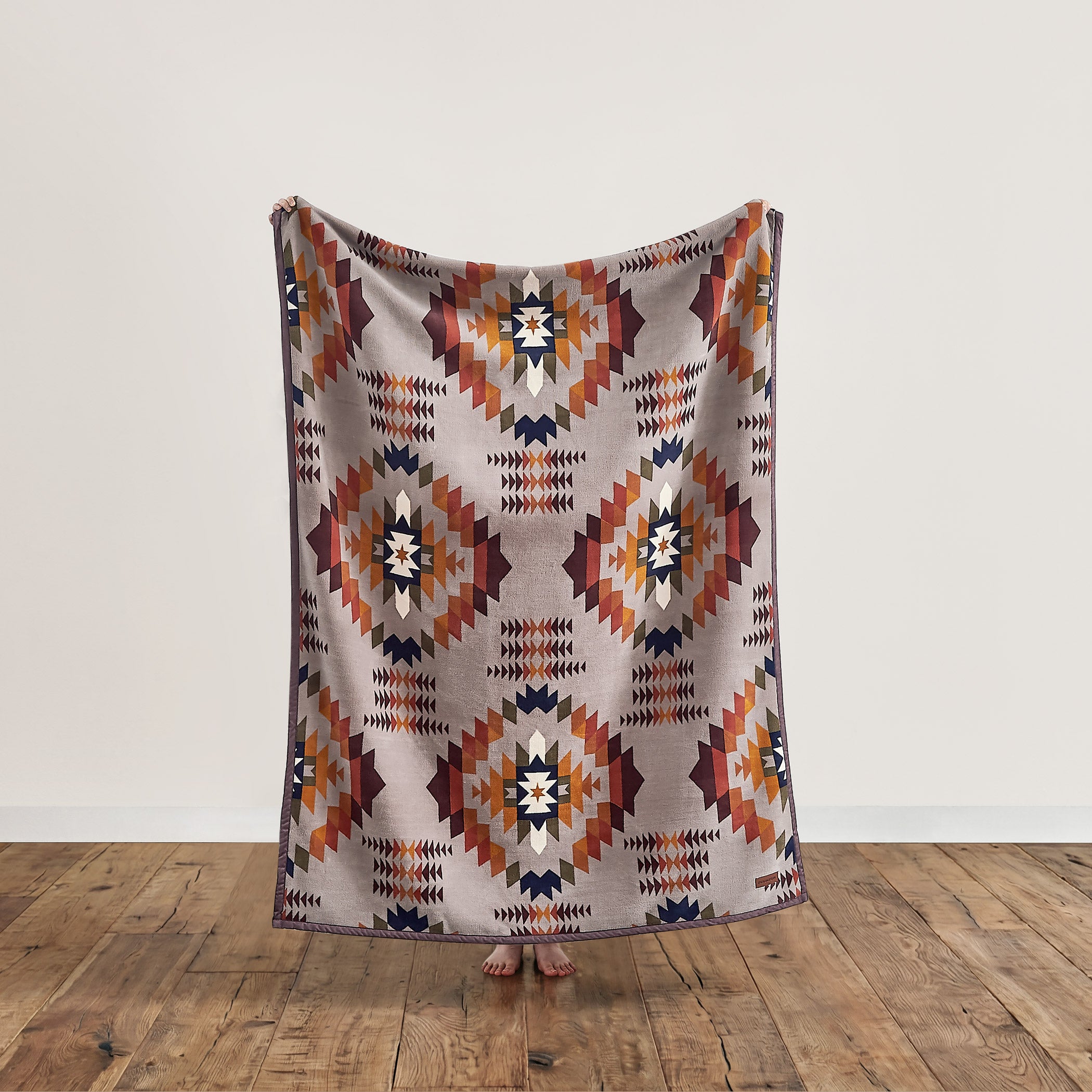 Pendleton Reversible Plush Throw