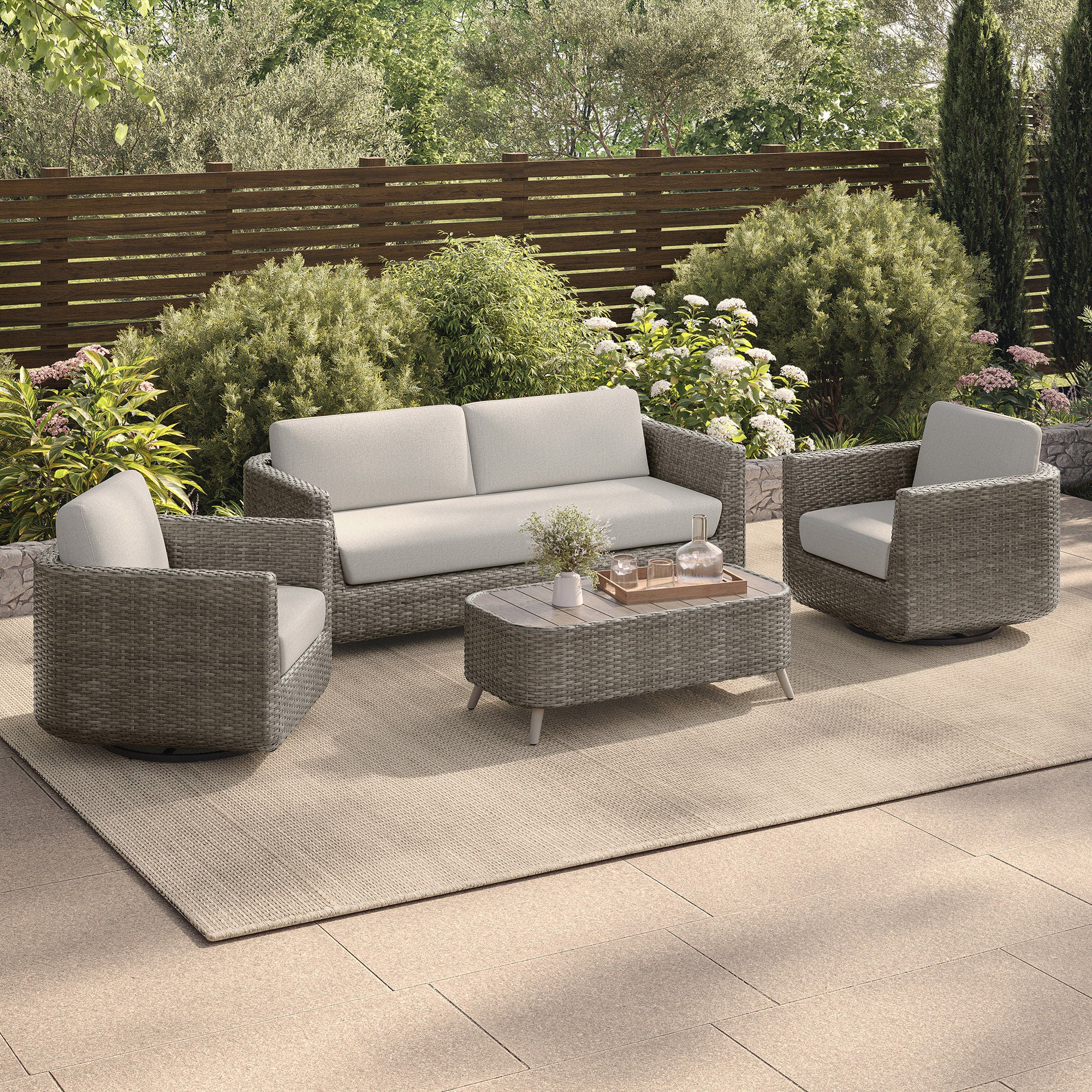 Thomasville Rala 4-piece Outdoor Patio Seating Set
