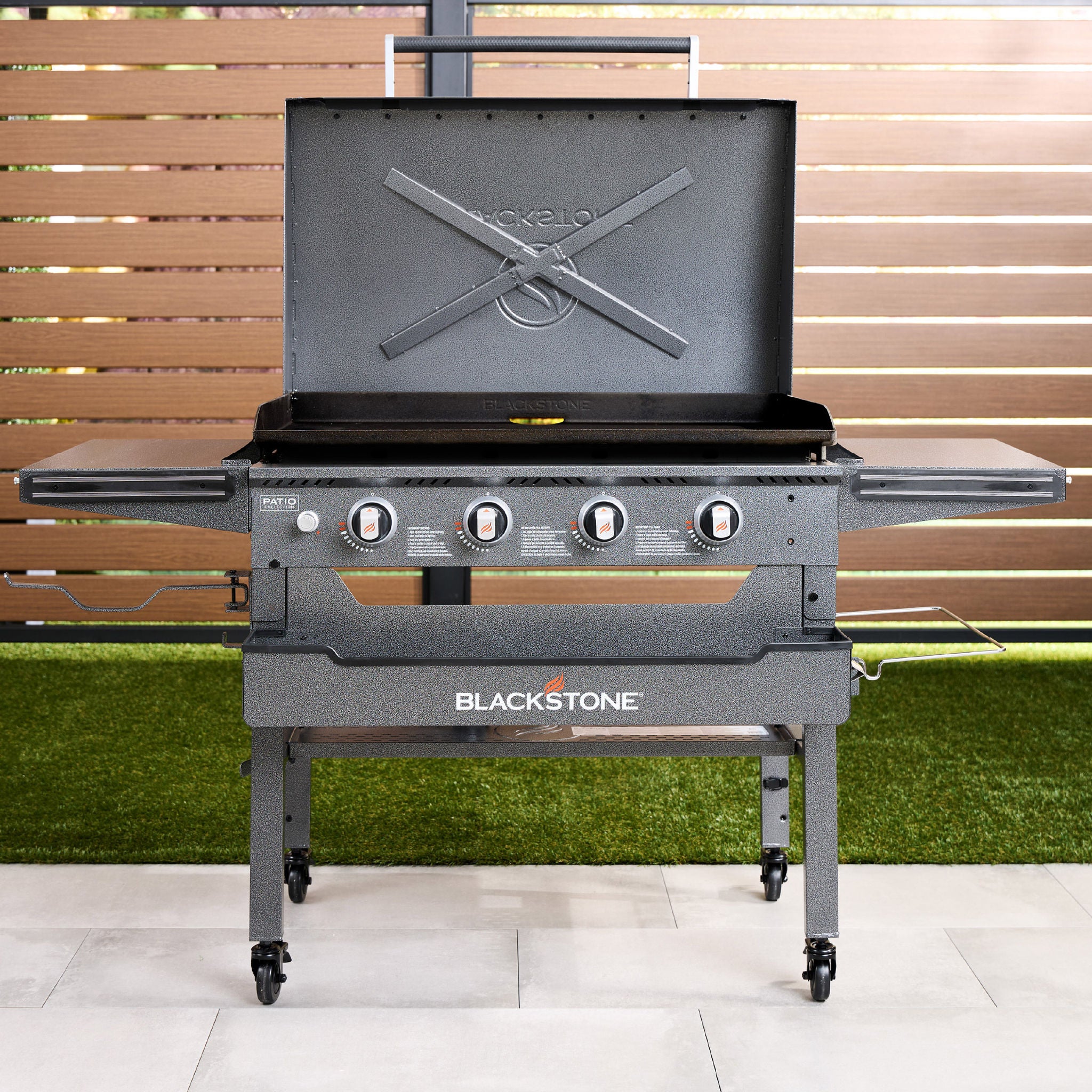 Blackstone 36” Omnivore Griddle with Hinged Hood and Soft Cover