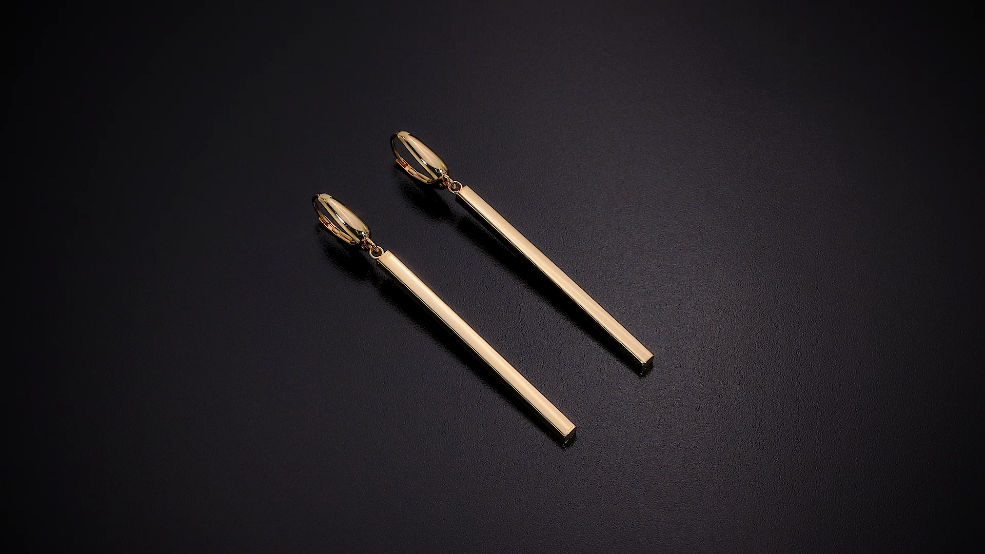 14kt Gold Dangle Earrings