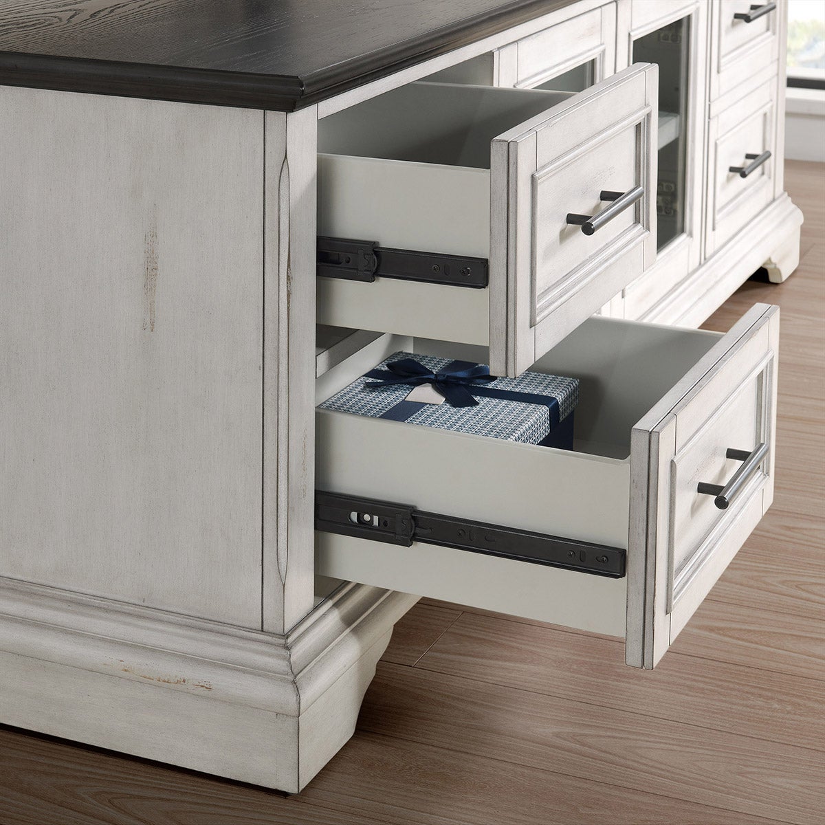 Ashlyn 3-in 1 TV Console