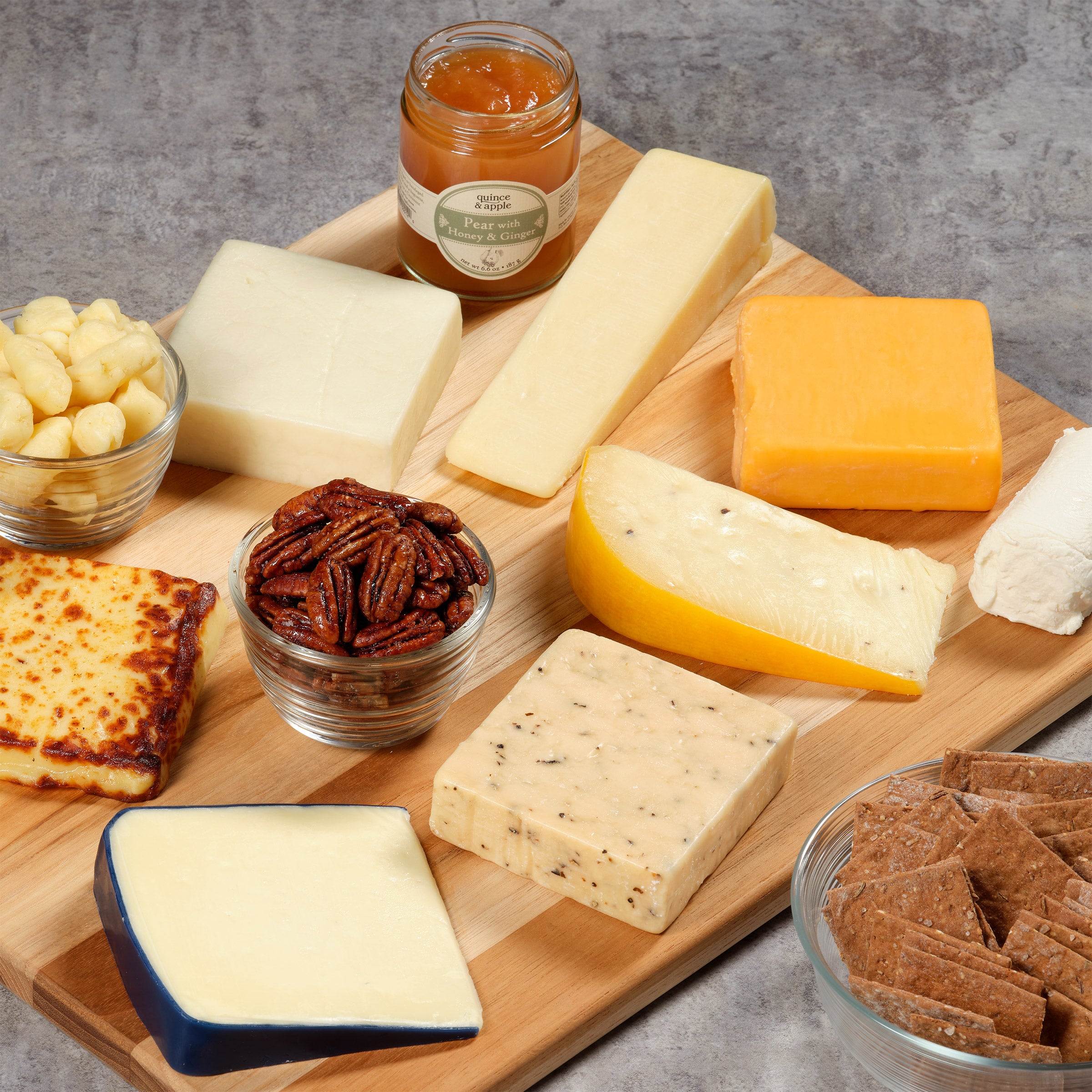 Fortune Wisconsin Select Cheeseboard Bundle, Wisconsin Cheesemaker Gift Crate