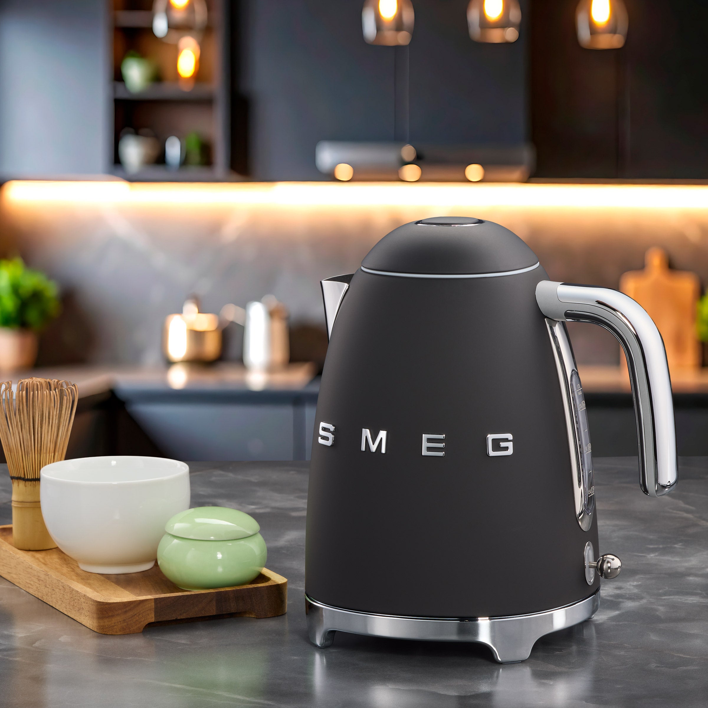 SMEG 50’s Style Standard Electric Kettle