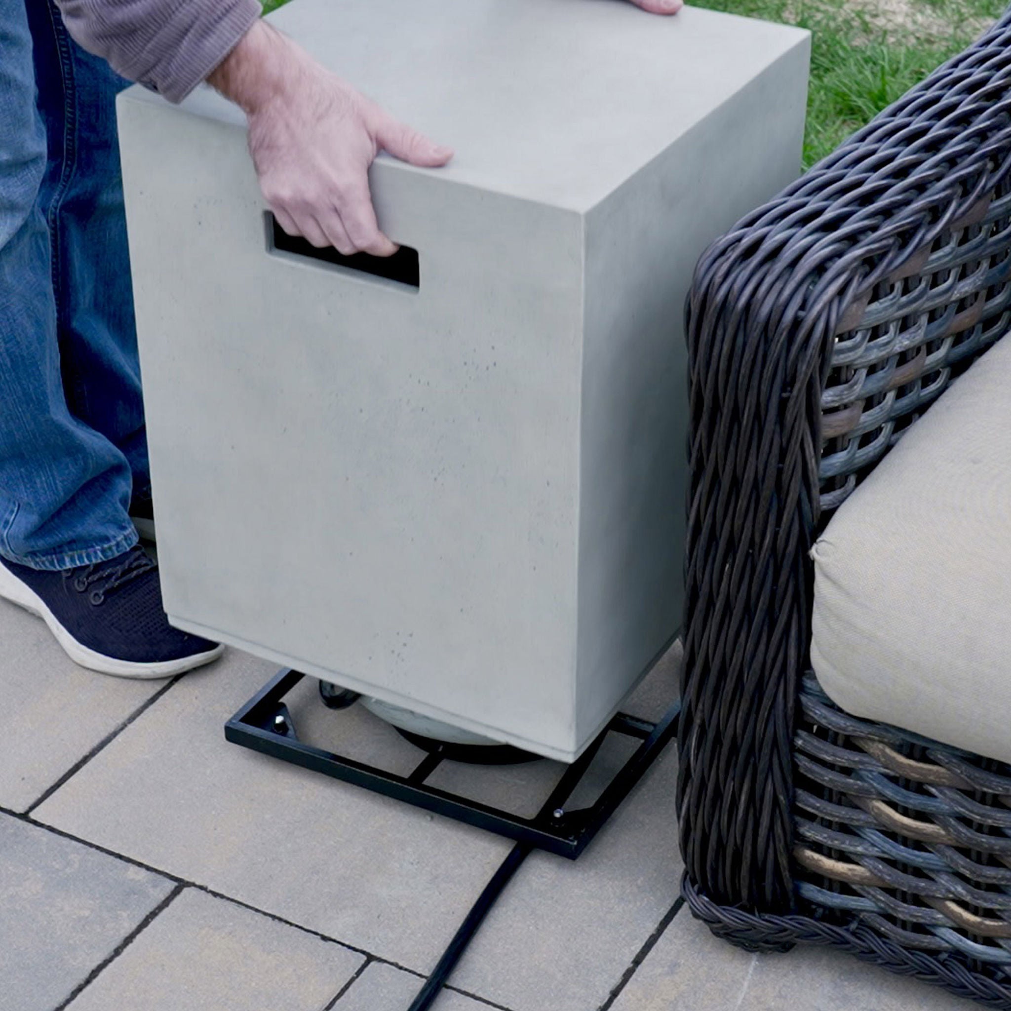 Sunbeam Nova Resin Fire Pit