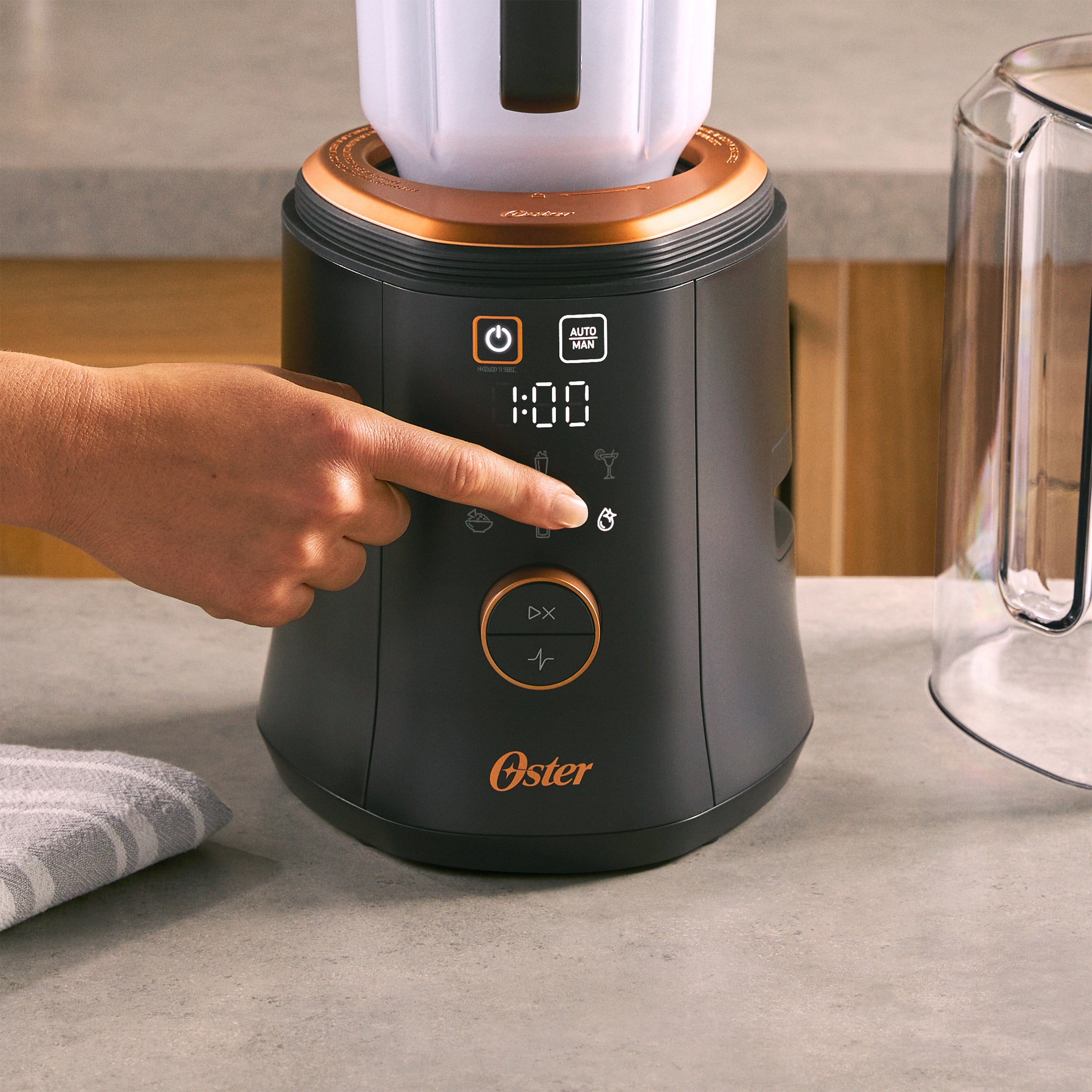 Oster QuietPro Professional Blender, Auto Programs, Quiet Mark-Certified