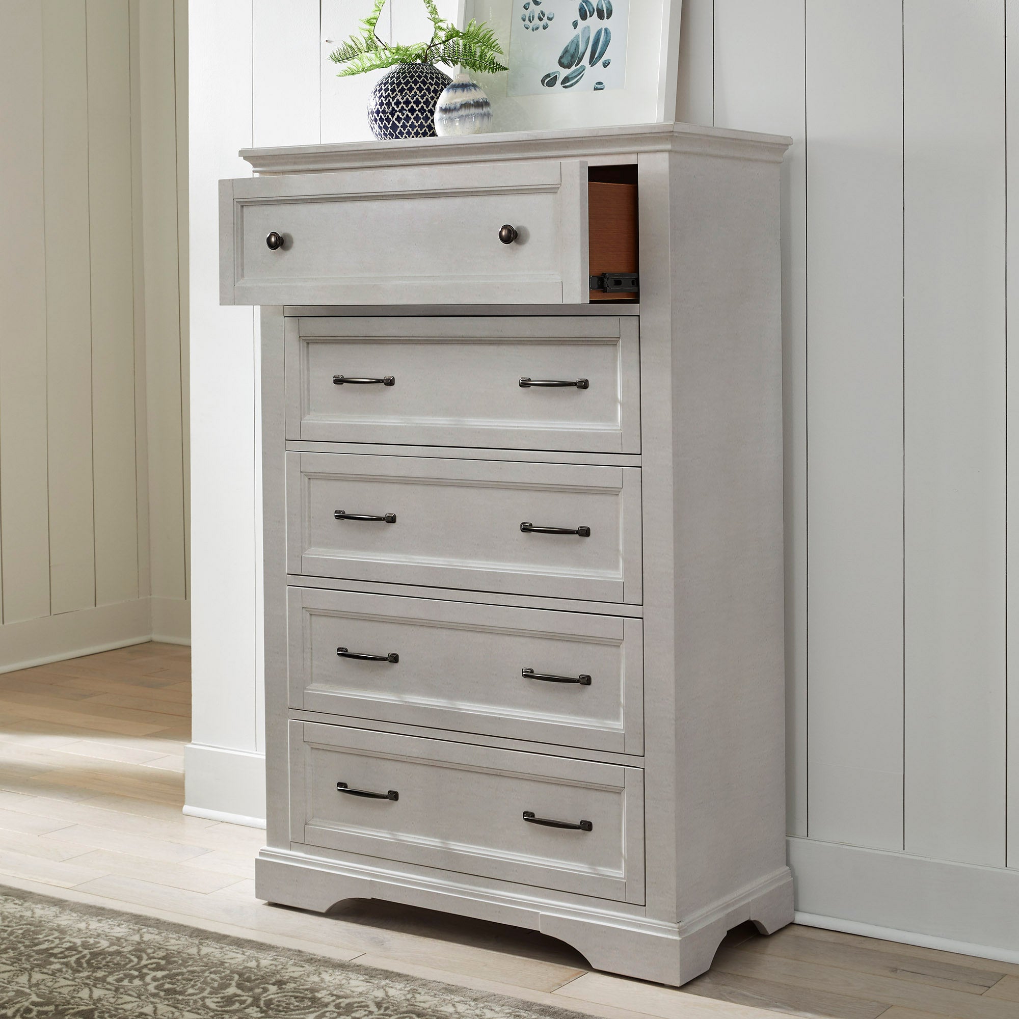 Pierce 5 Drawer Chest