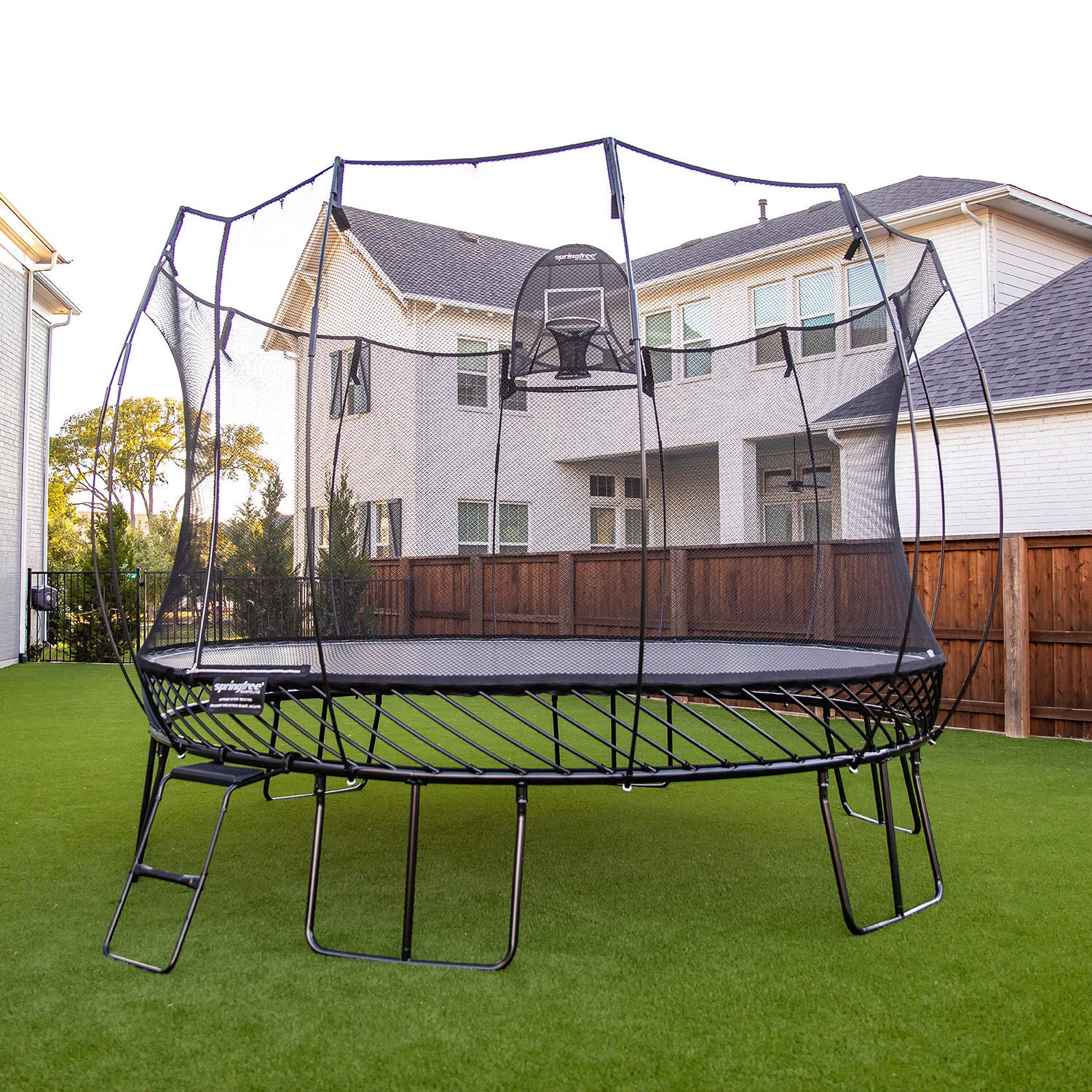 Springfree All Black 13' Jumbo Round Trampoline
