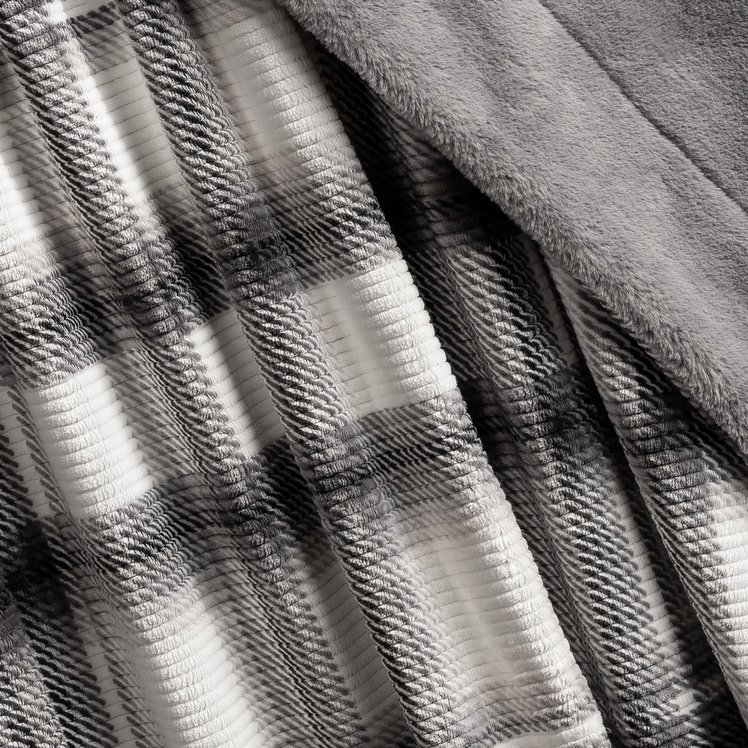 Life Comfort Ultimate Textured Throw