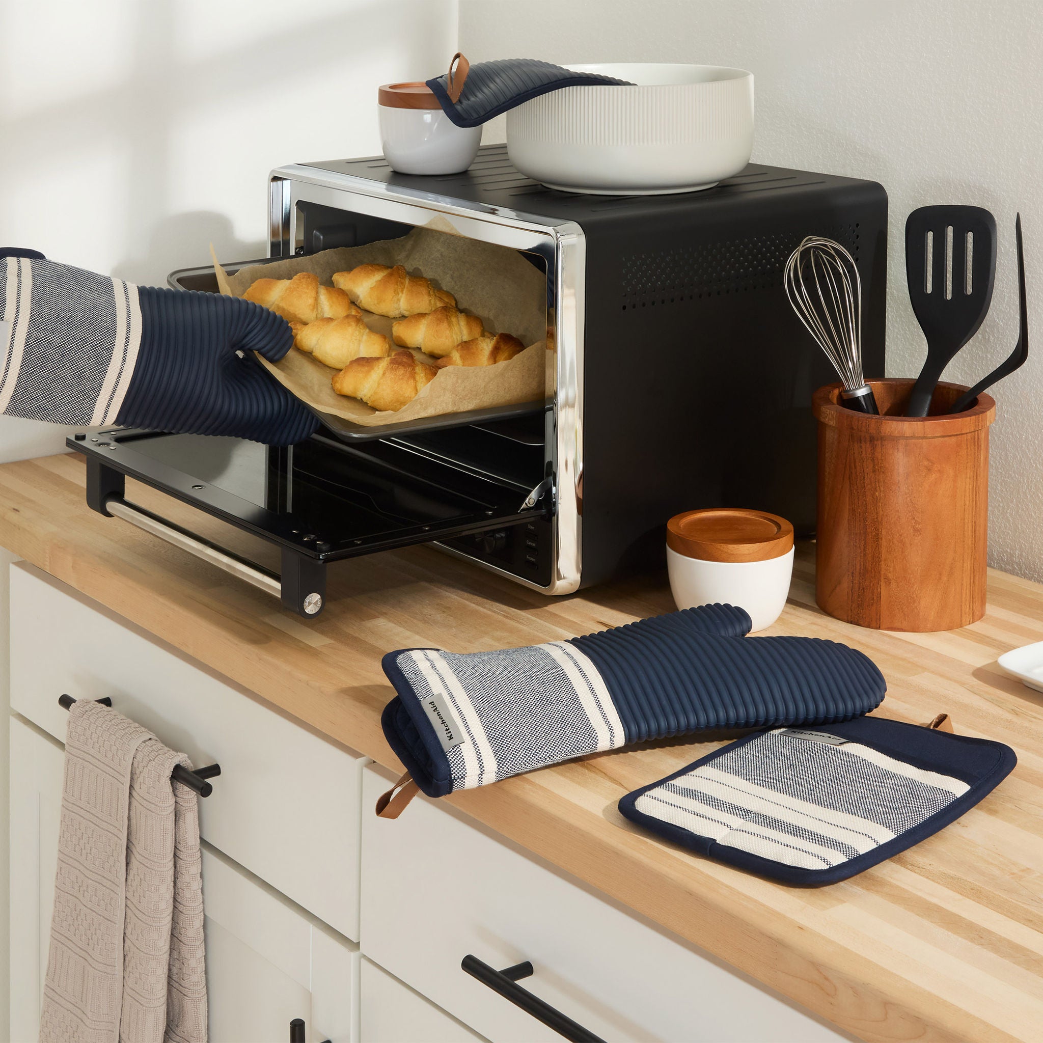KitchenAid Kitchen Mitt Set, 4-pack