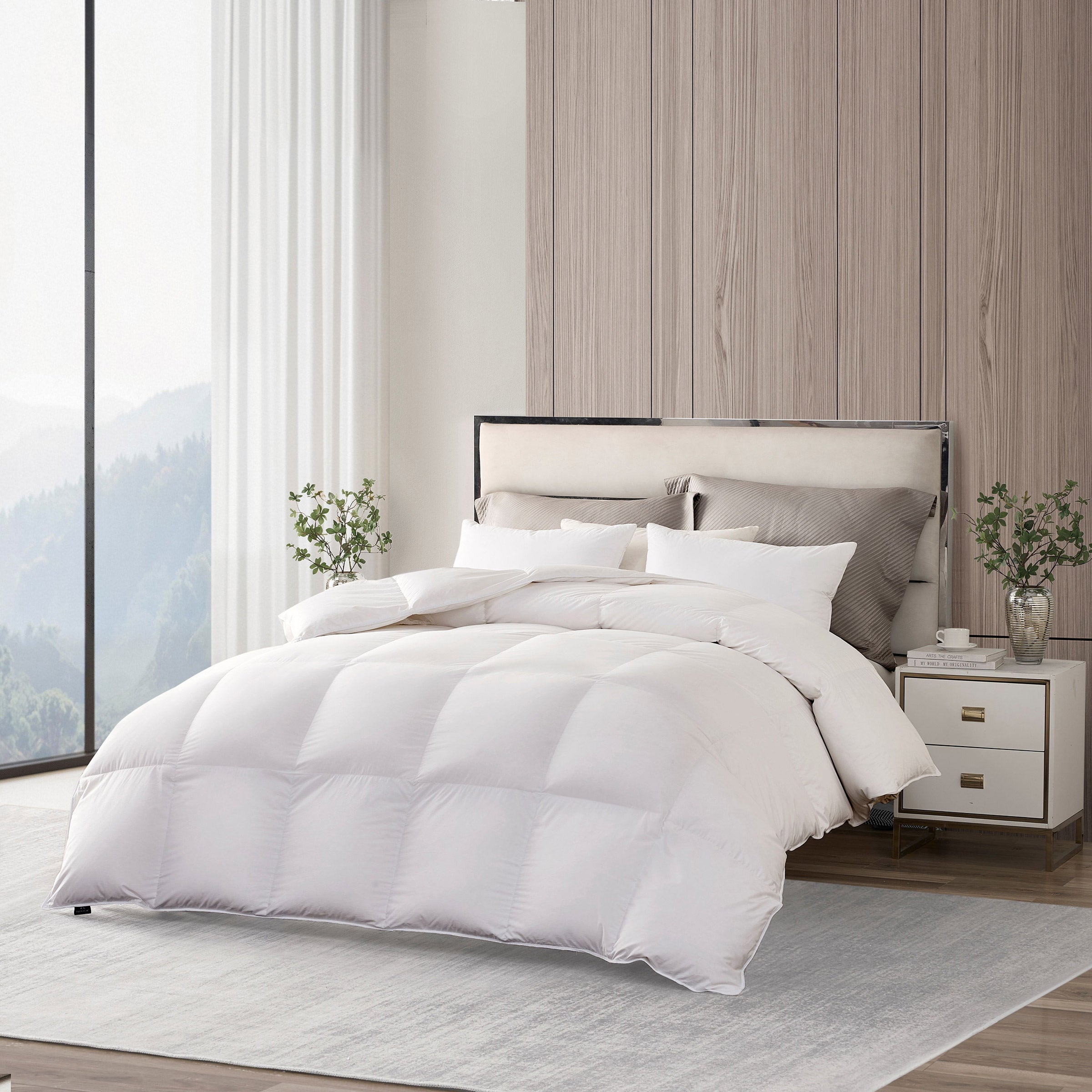 White Peak White Goose Down Comforter