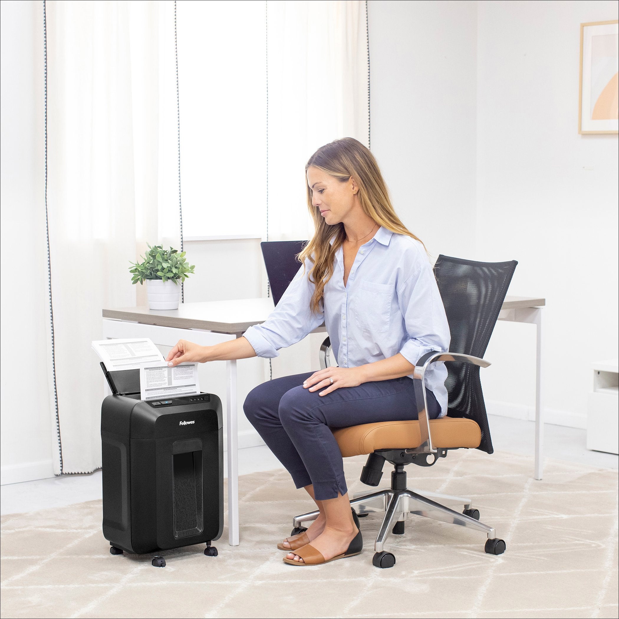 Fellowes 90MA Auto Feed Micro Cut Shredder