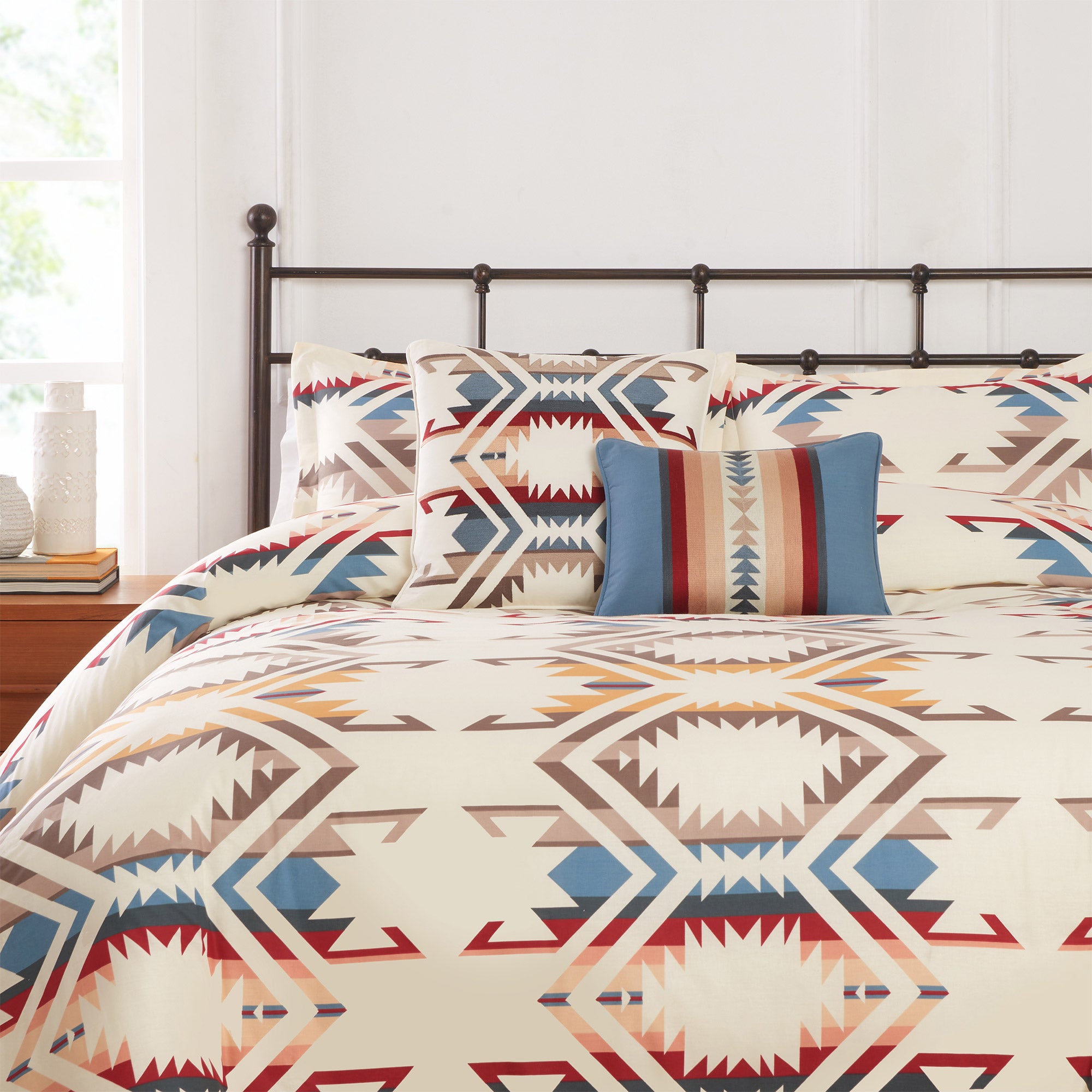 Pendleton 5-piece Comforter Set, White Sands