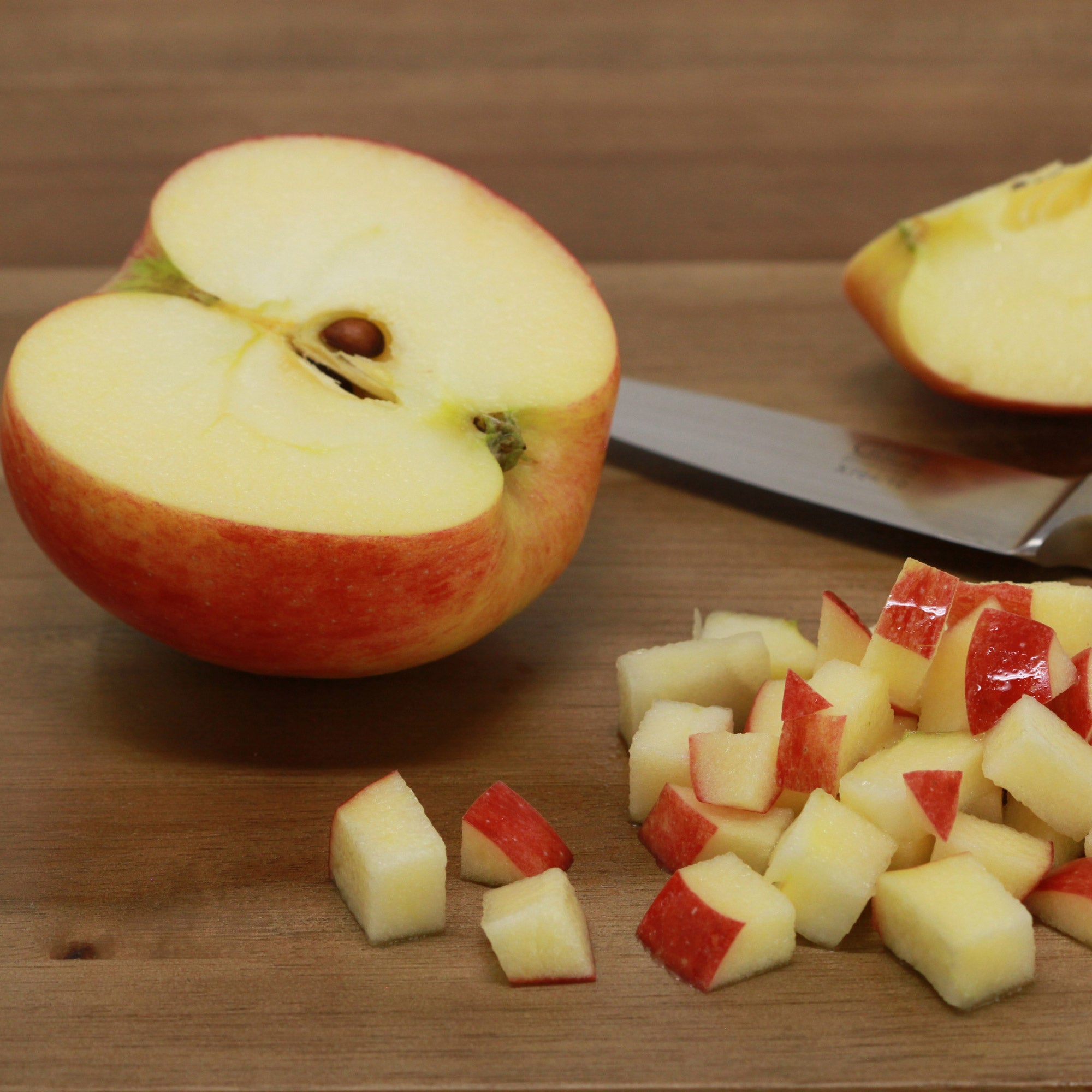 Alder & Oak EZ- Pick Apple Tree