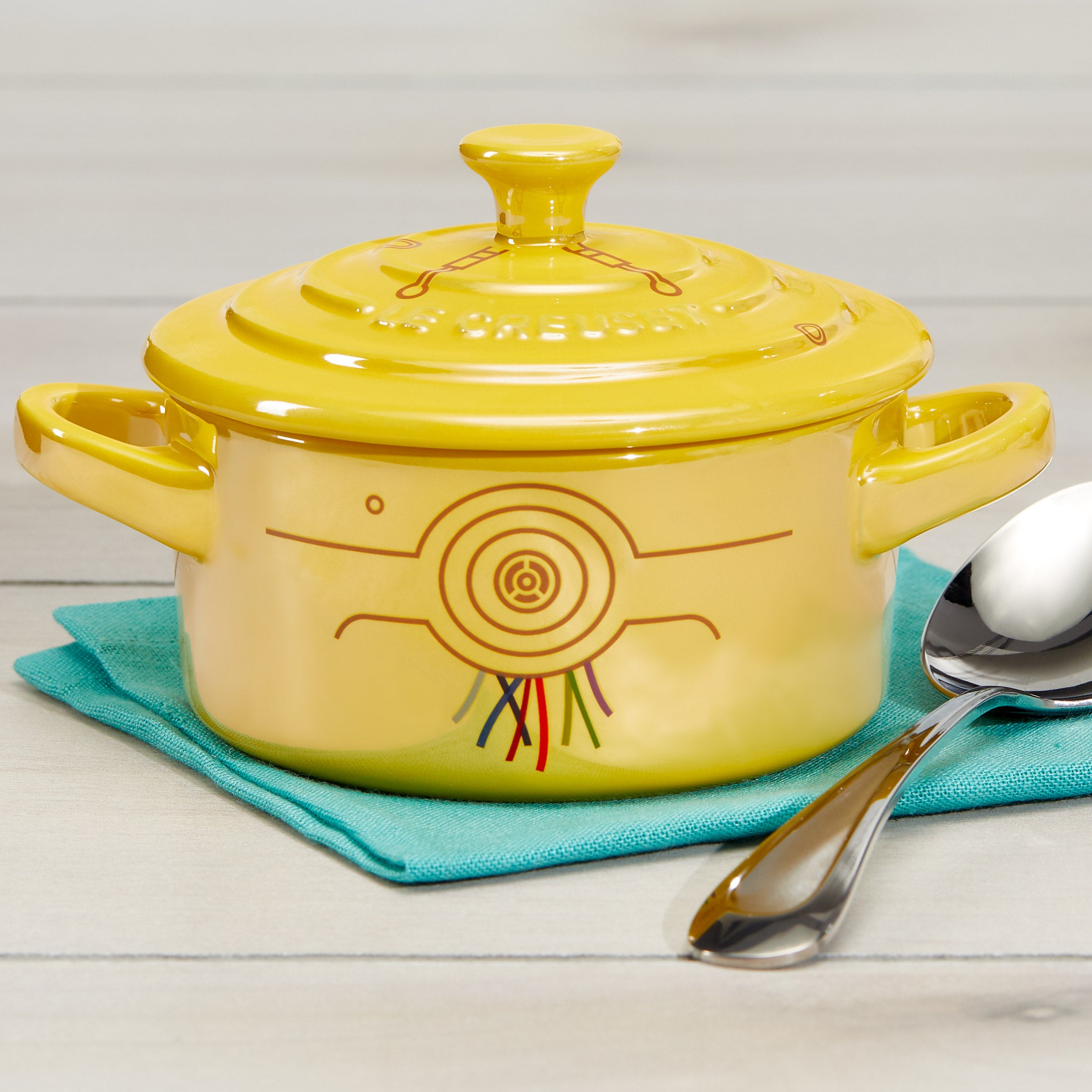 Le Creuset Star Wars Stoneware Mini Round Cocotte, C-3PO