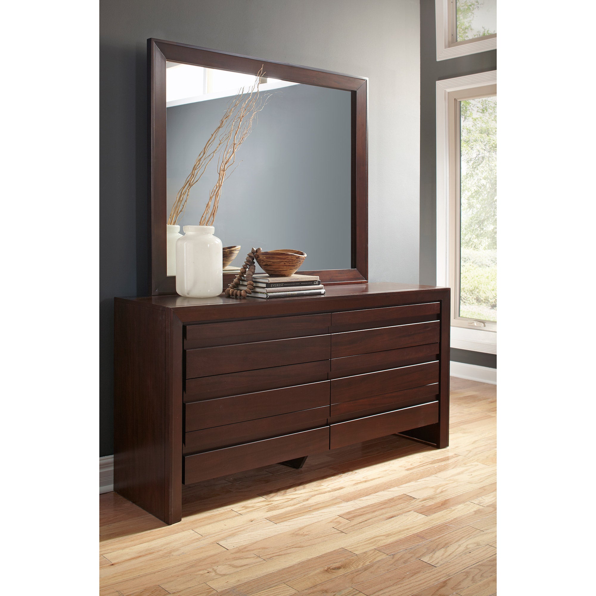 Wakefield Queen Bedroom Collection