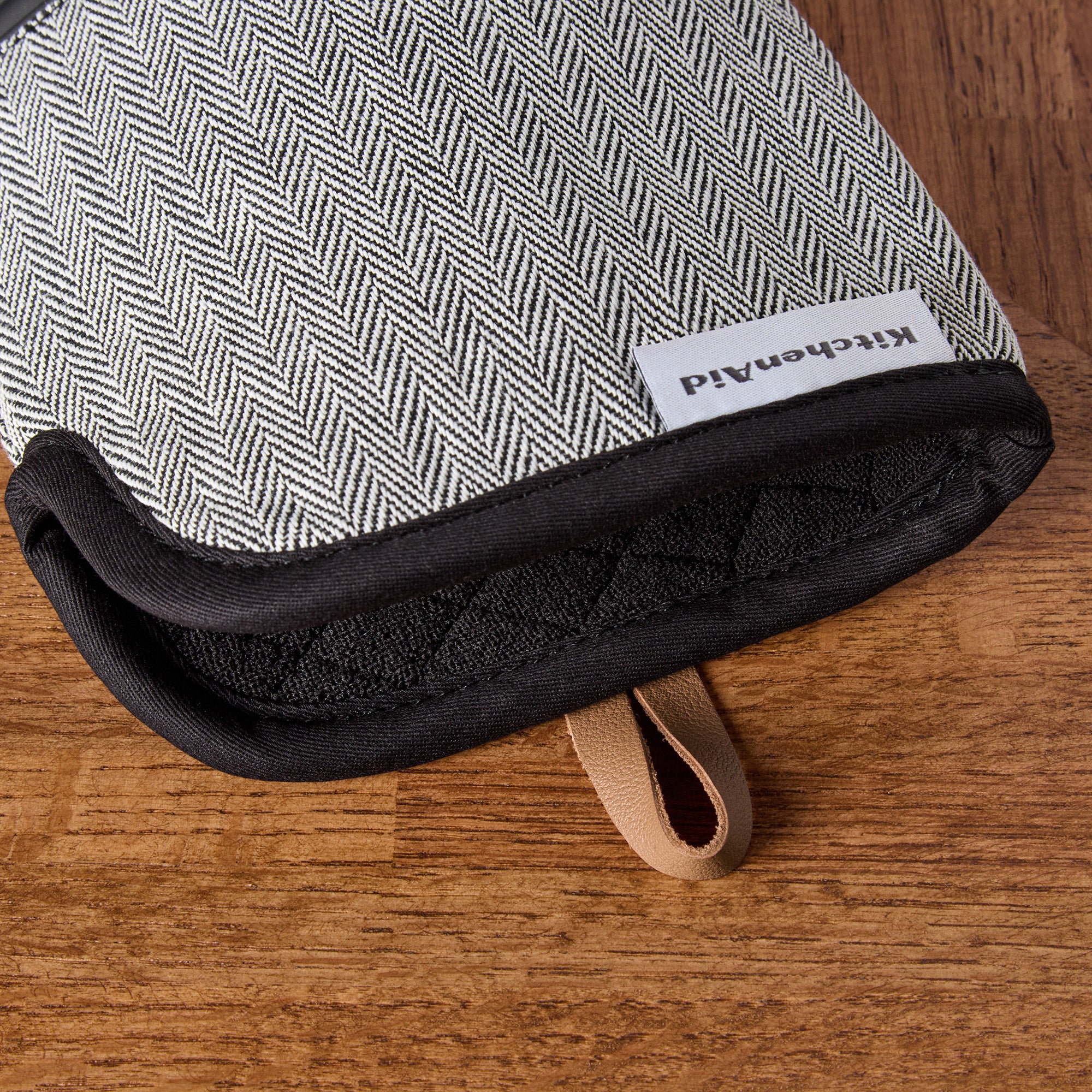 KitchenAid Herringbone 4-piece Mitt Set