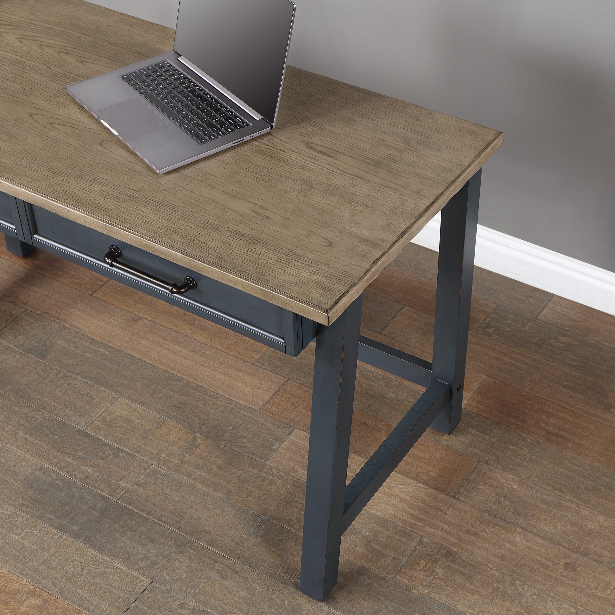 Fynn 54" Writing Desk