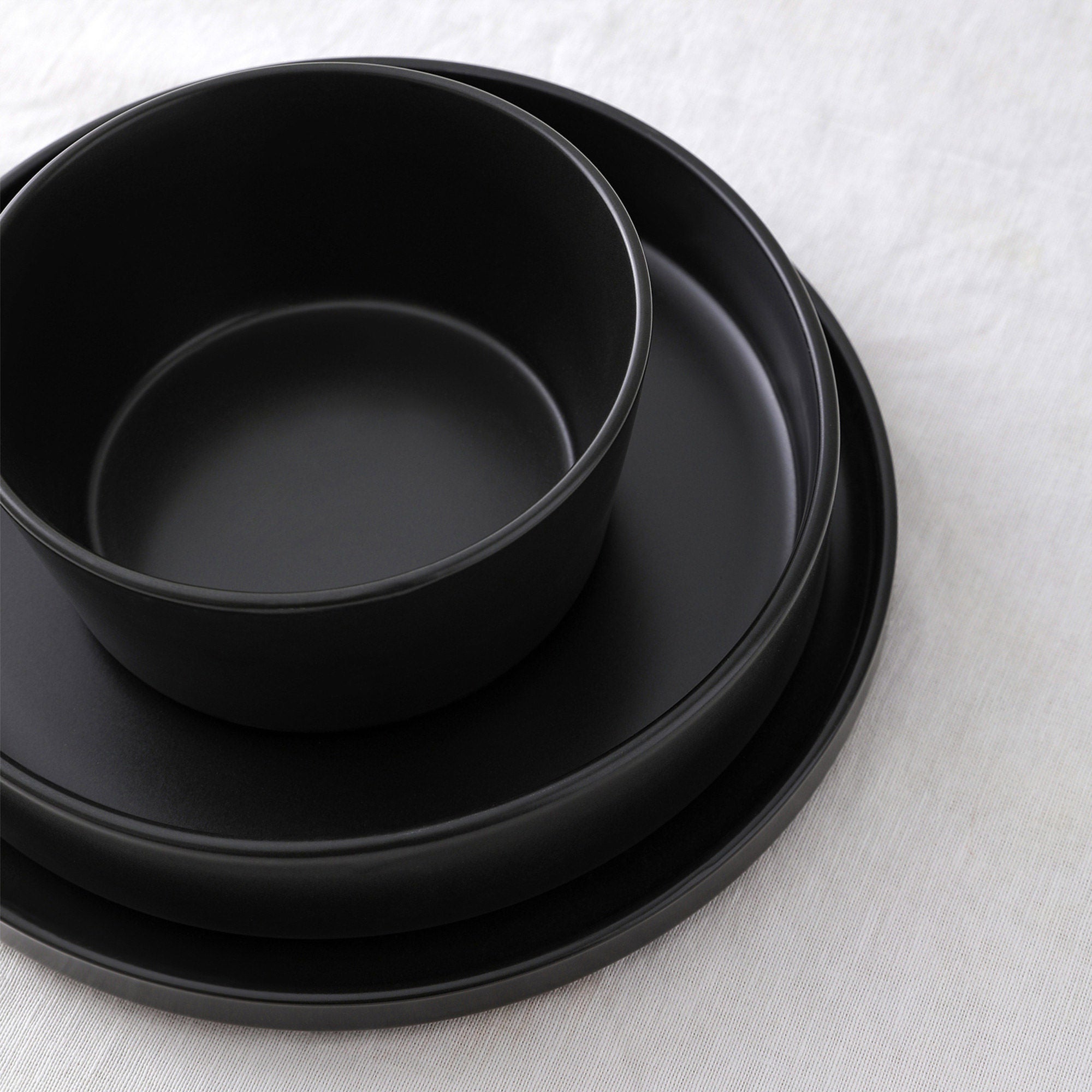 Stone + Lain Celina 24-piece Dinnerware Set