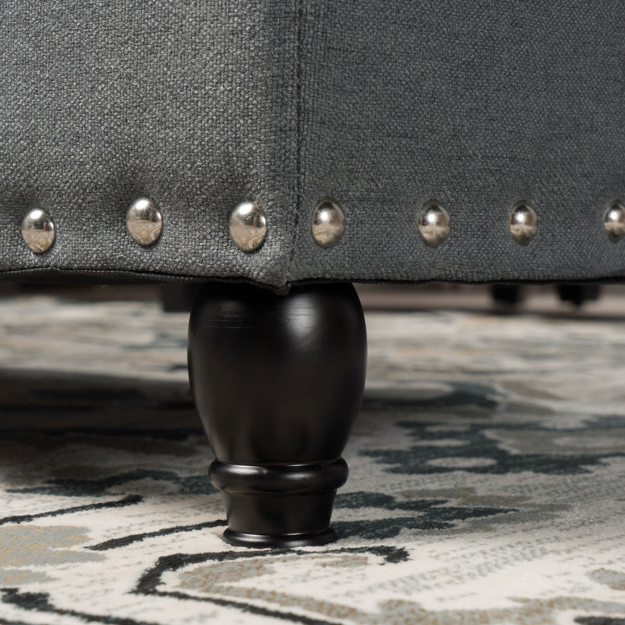 Iris Storage Bench