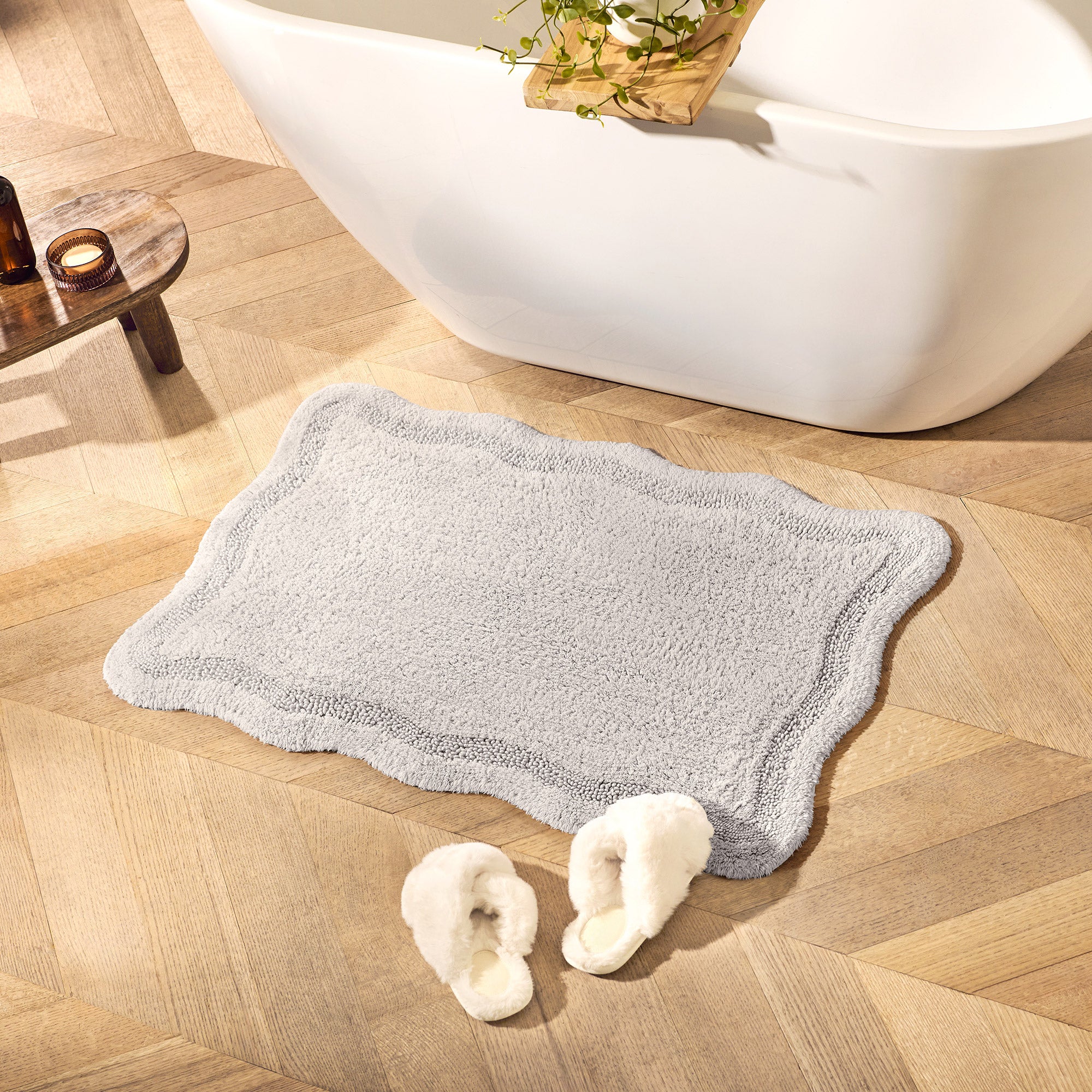 Scallop Bath Rug