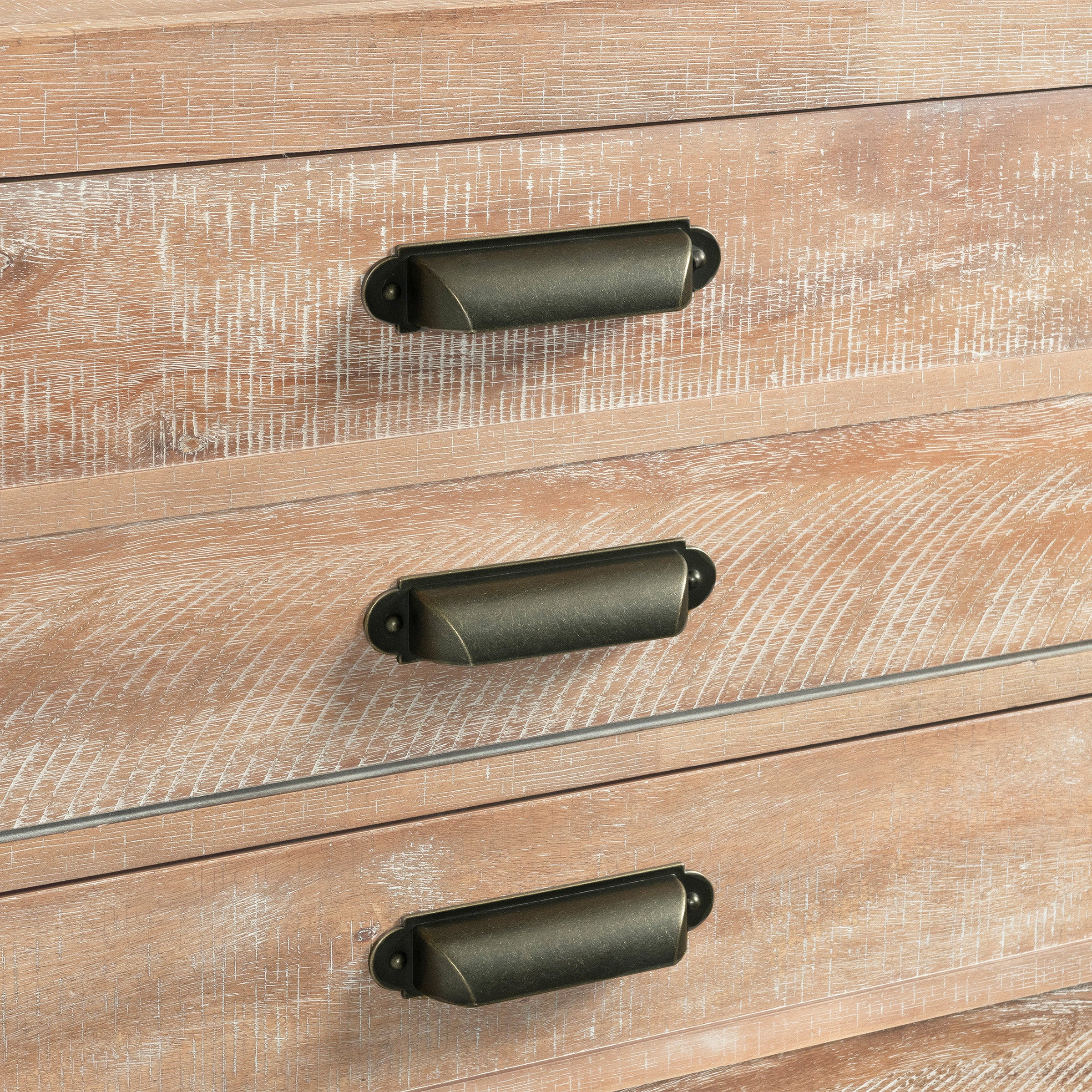 Edison Gentleman's Chest