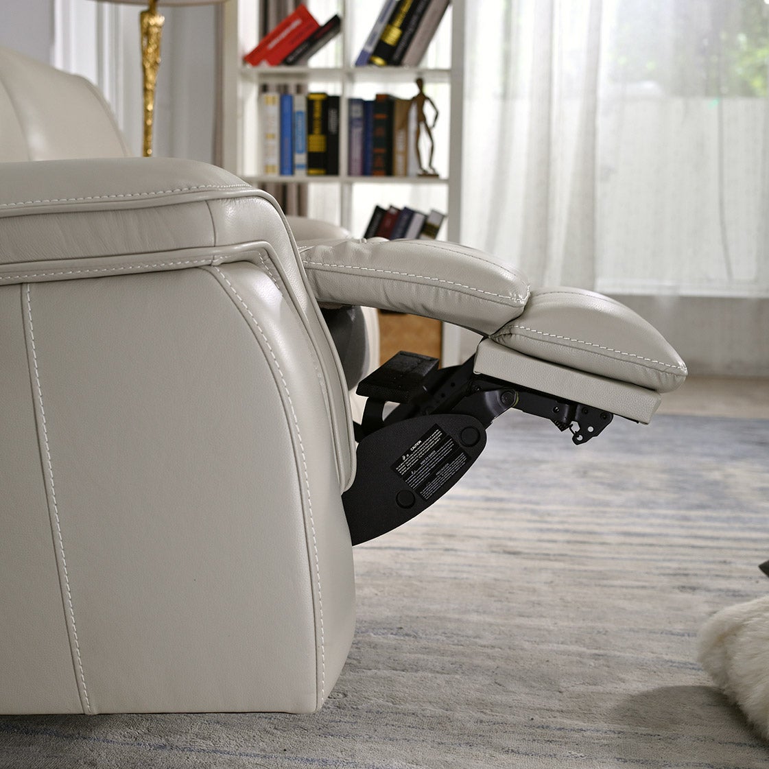 Williamton Leather Power Reclining Loveseat