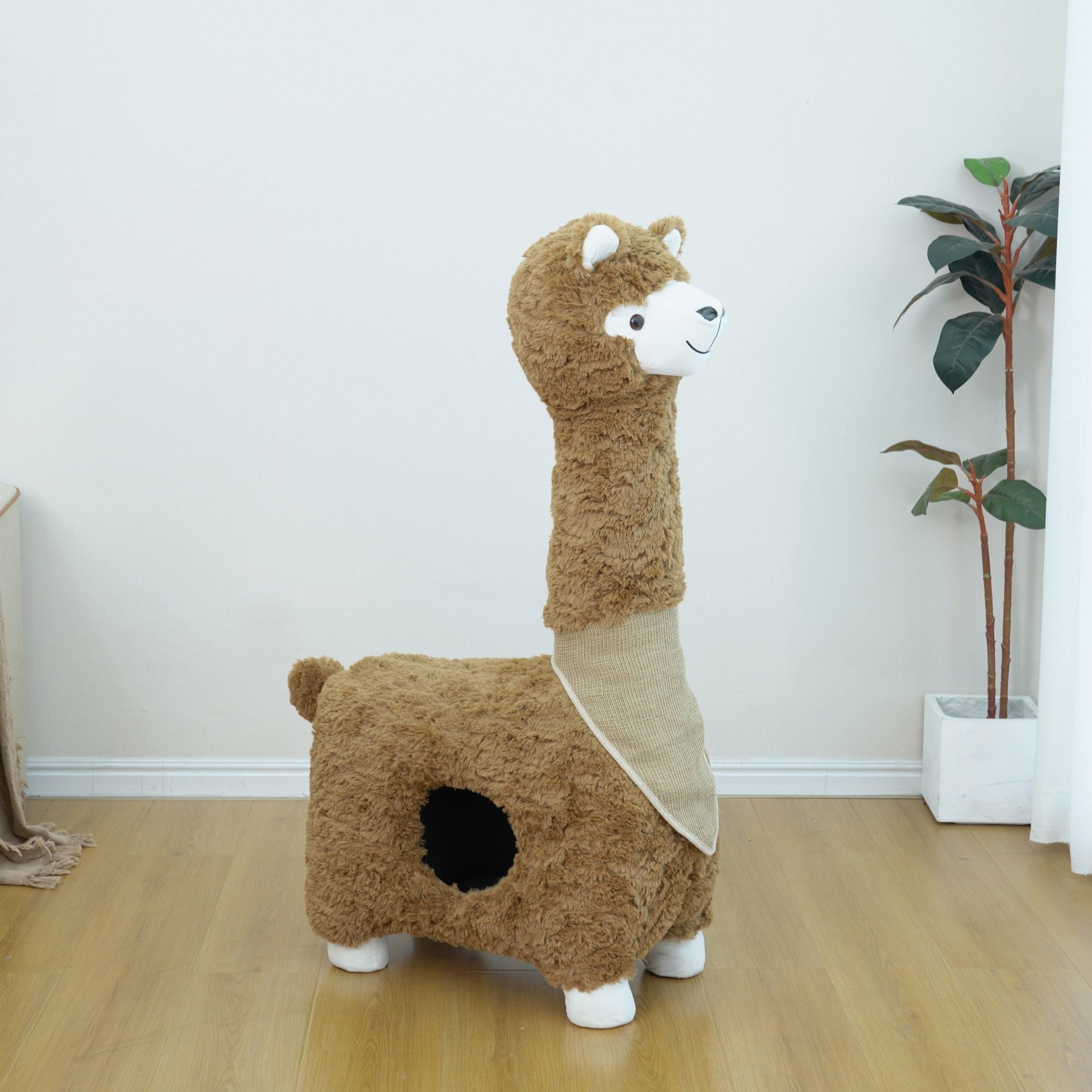 Catry Alpaca 47.2" Cat Tree