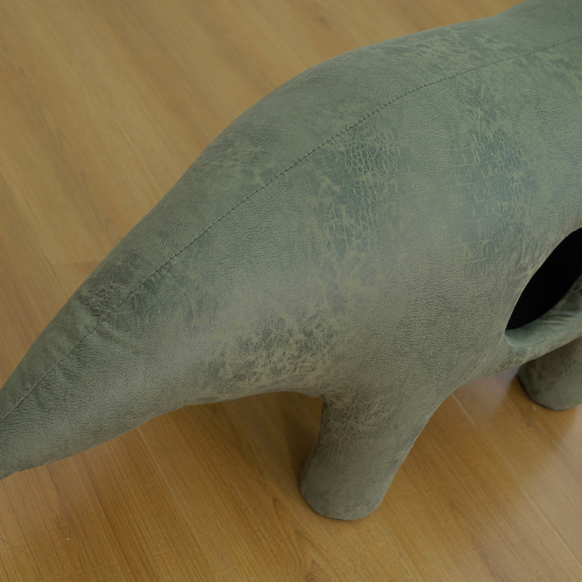 Catry Dinosaur 47.2" Cat Tree