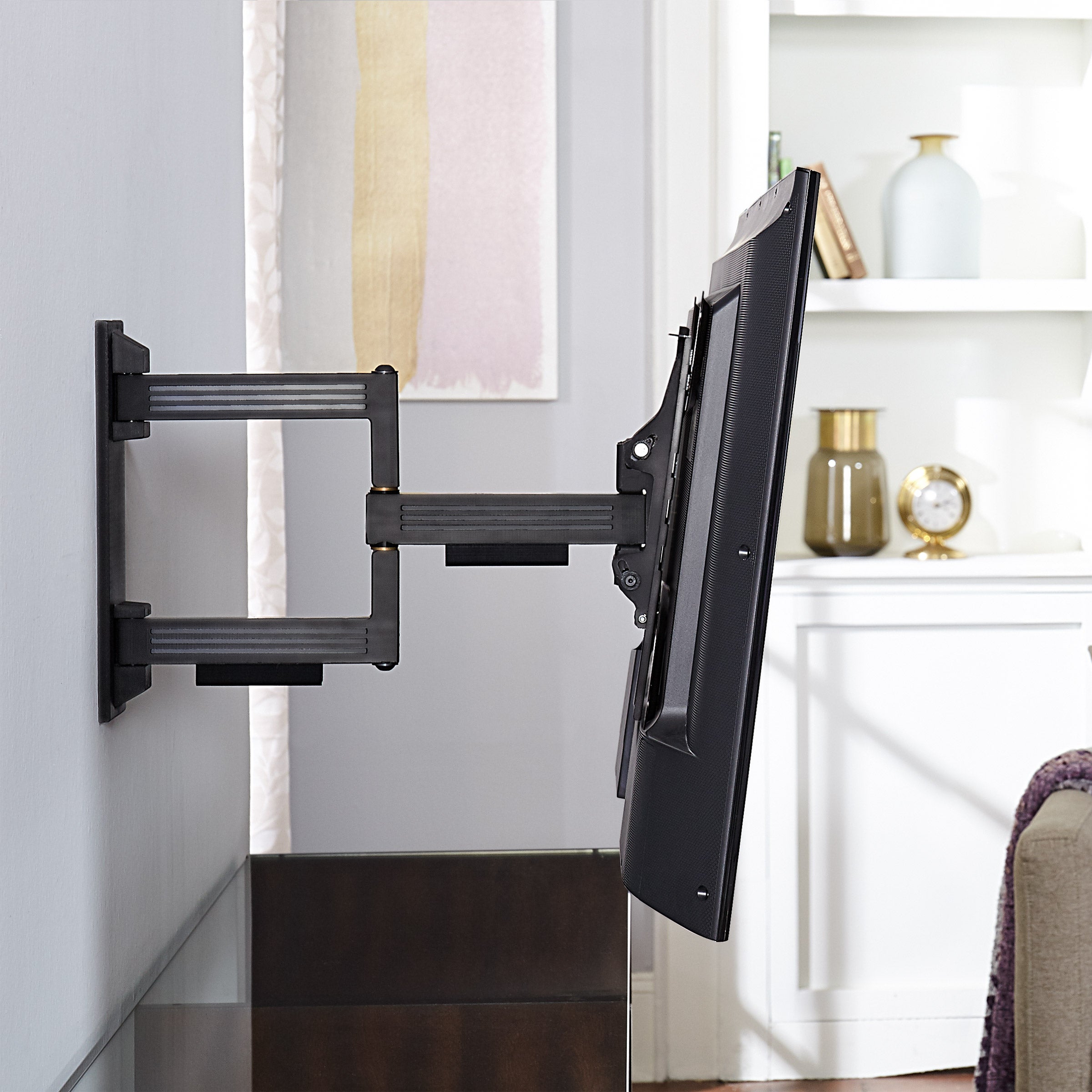 SANUS Simplicity 22" - 55" Full-Motion TV Mount