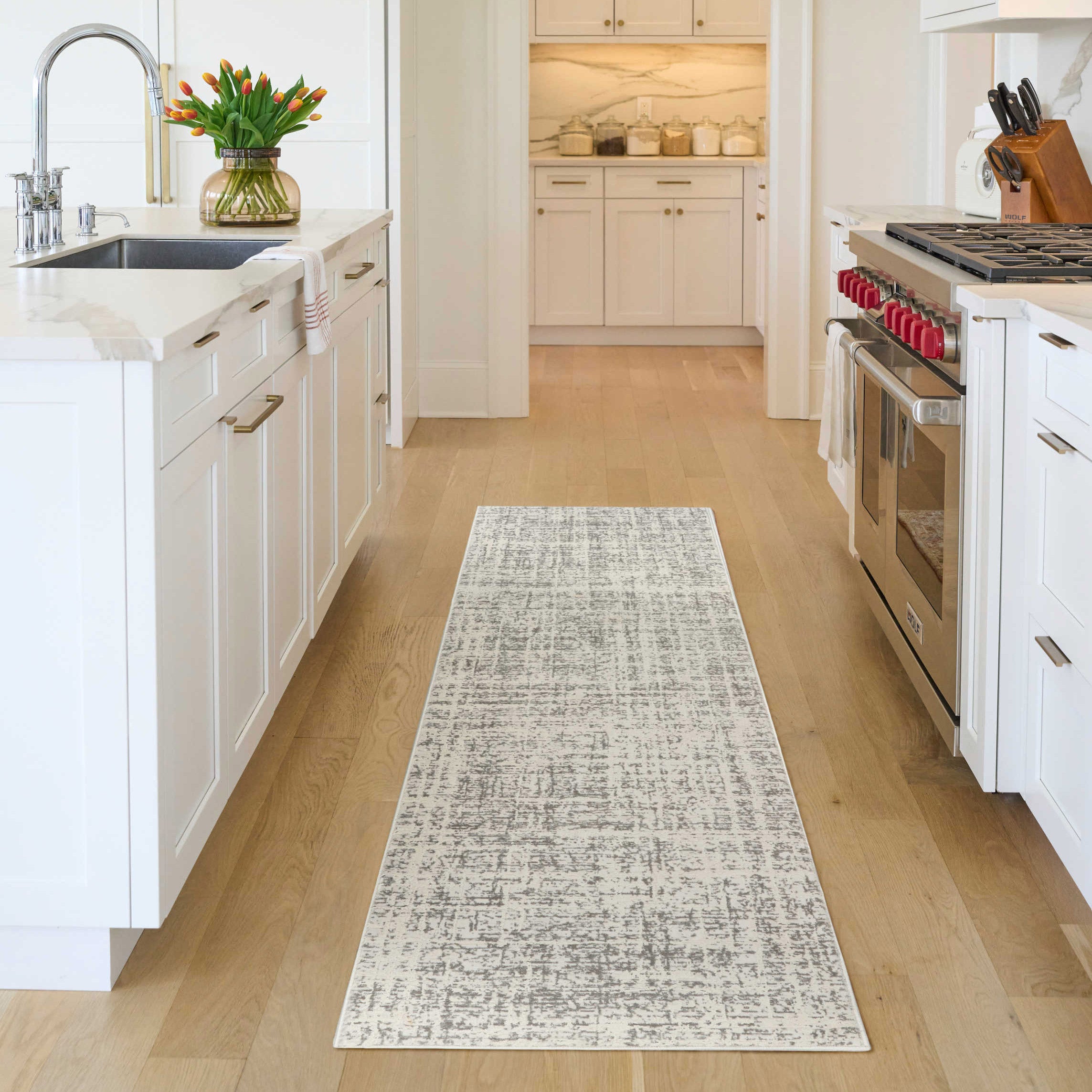 Nourison Summit Runner Rug, Granite Gray, 2’2” x 7’6”
