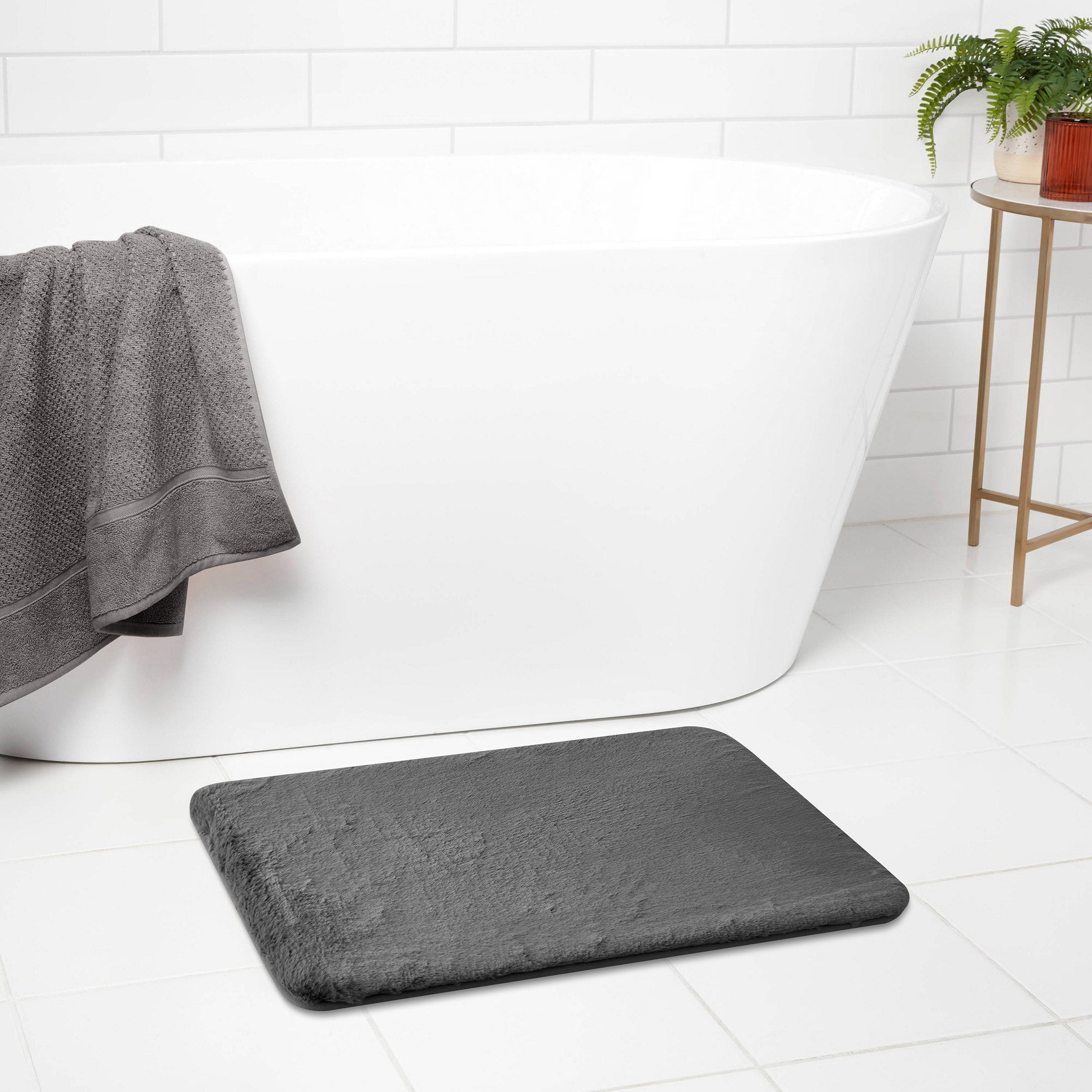 Essential Spa Faux Rabbit Fur Bathmat