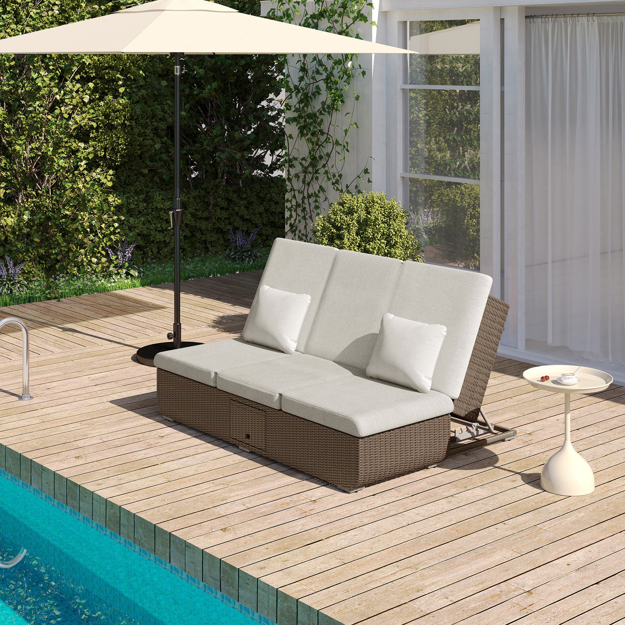 Nadia Daybed
