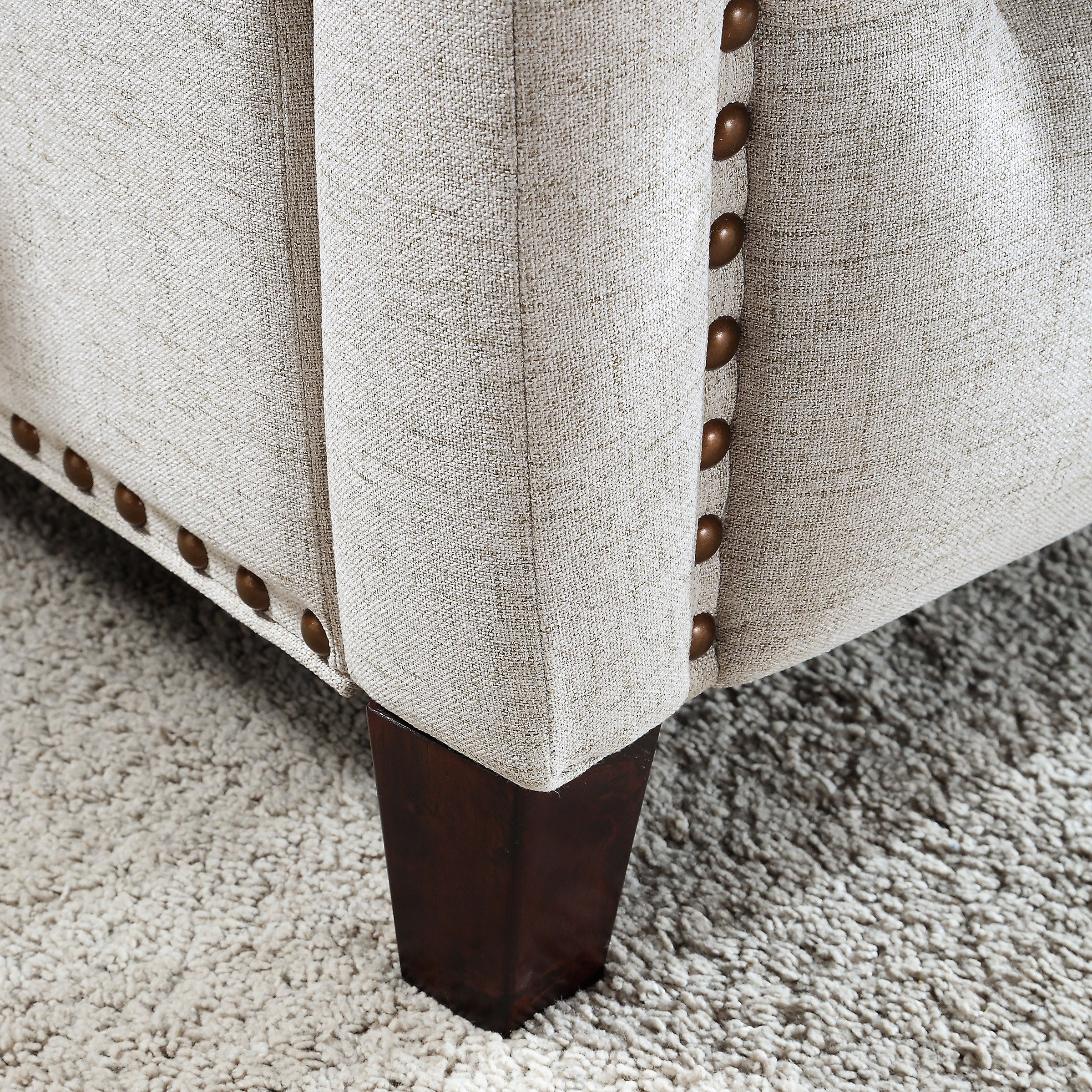 Pulaski Button Tufted Upholstered Queen Bed