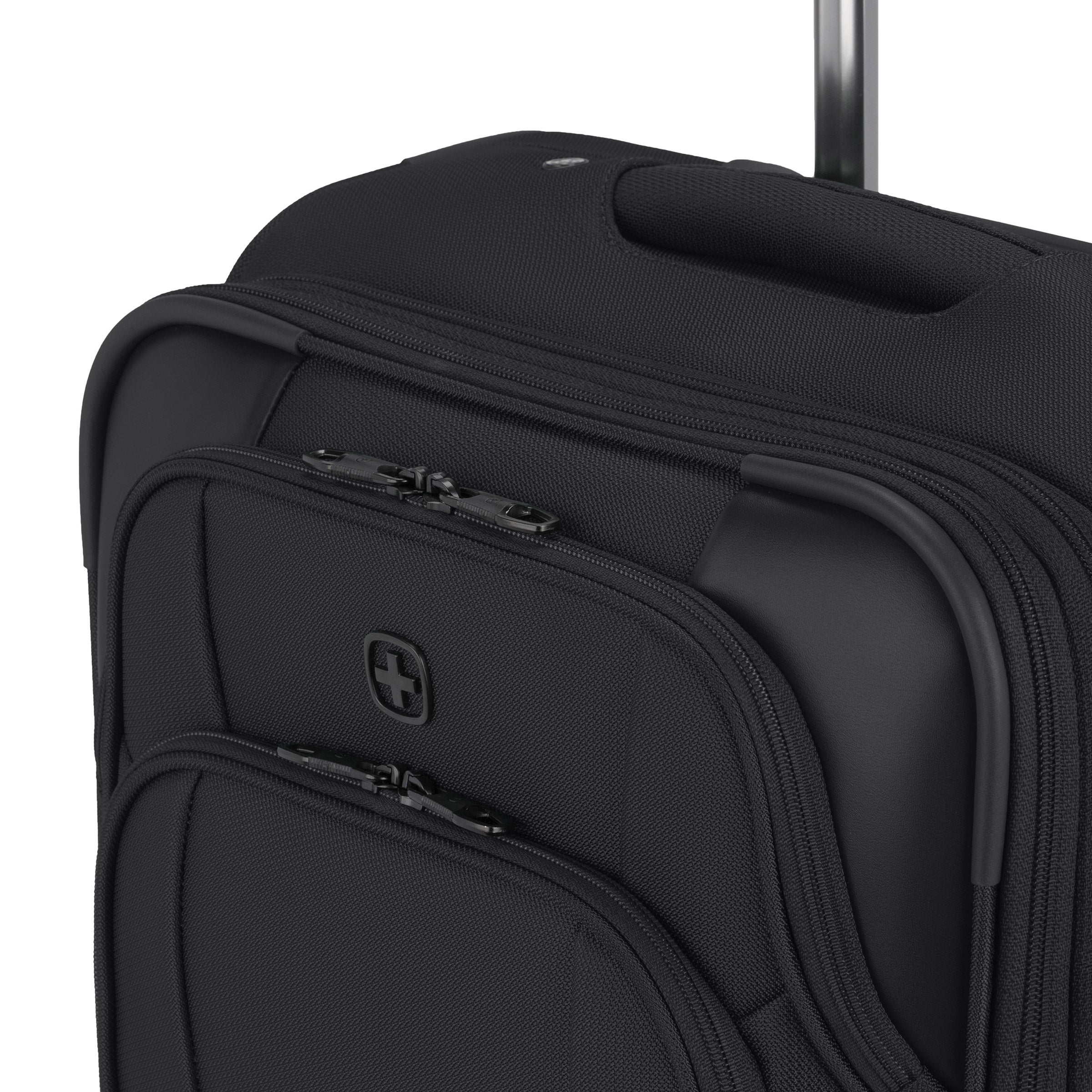 SWISSGEAR 8239 Carry-on Softside Spinner