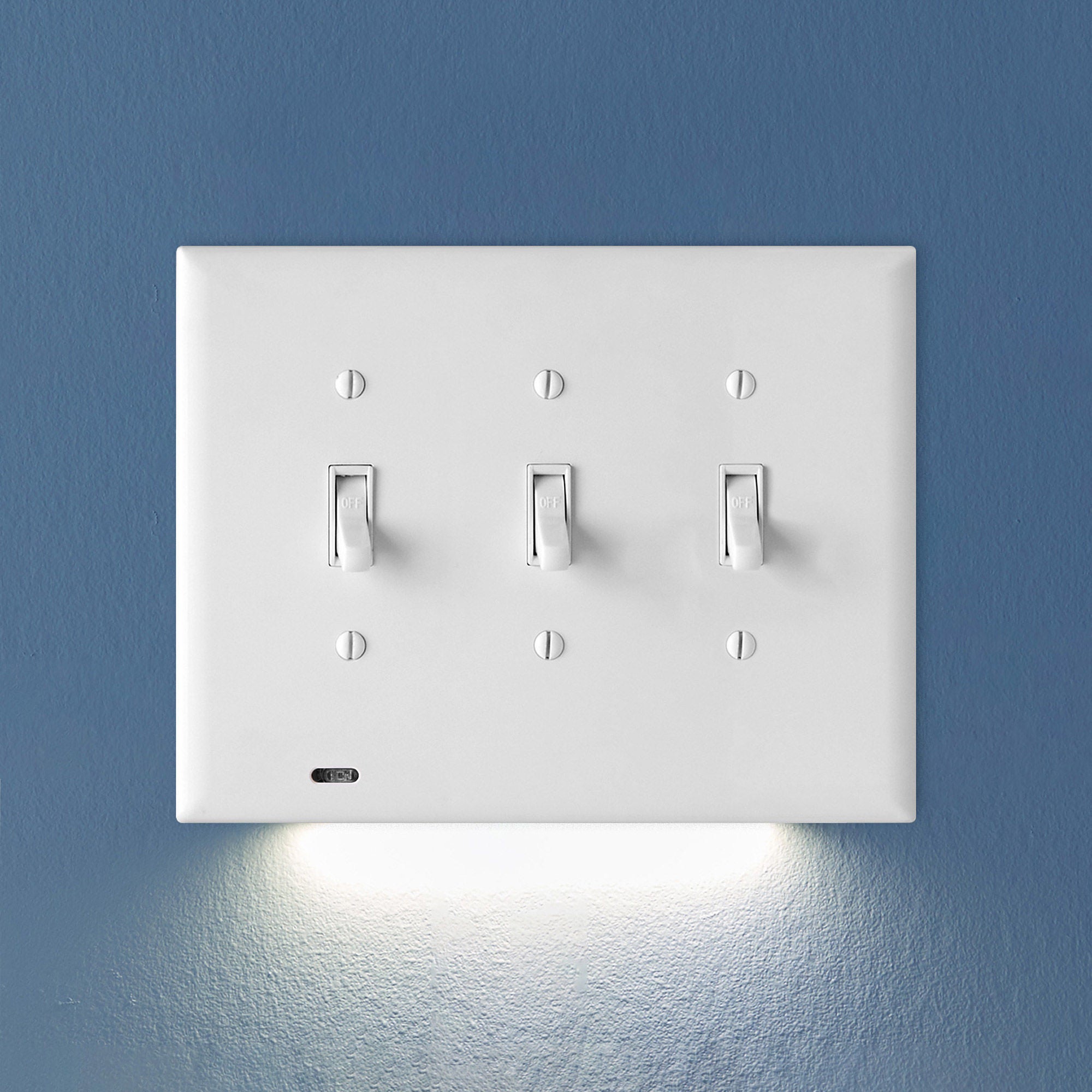 SnapPower LED Toggle SwitchLight, 3-pack