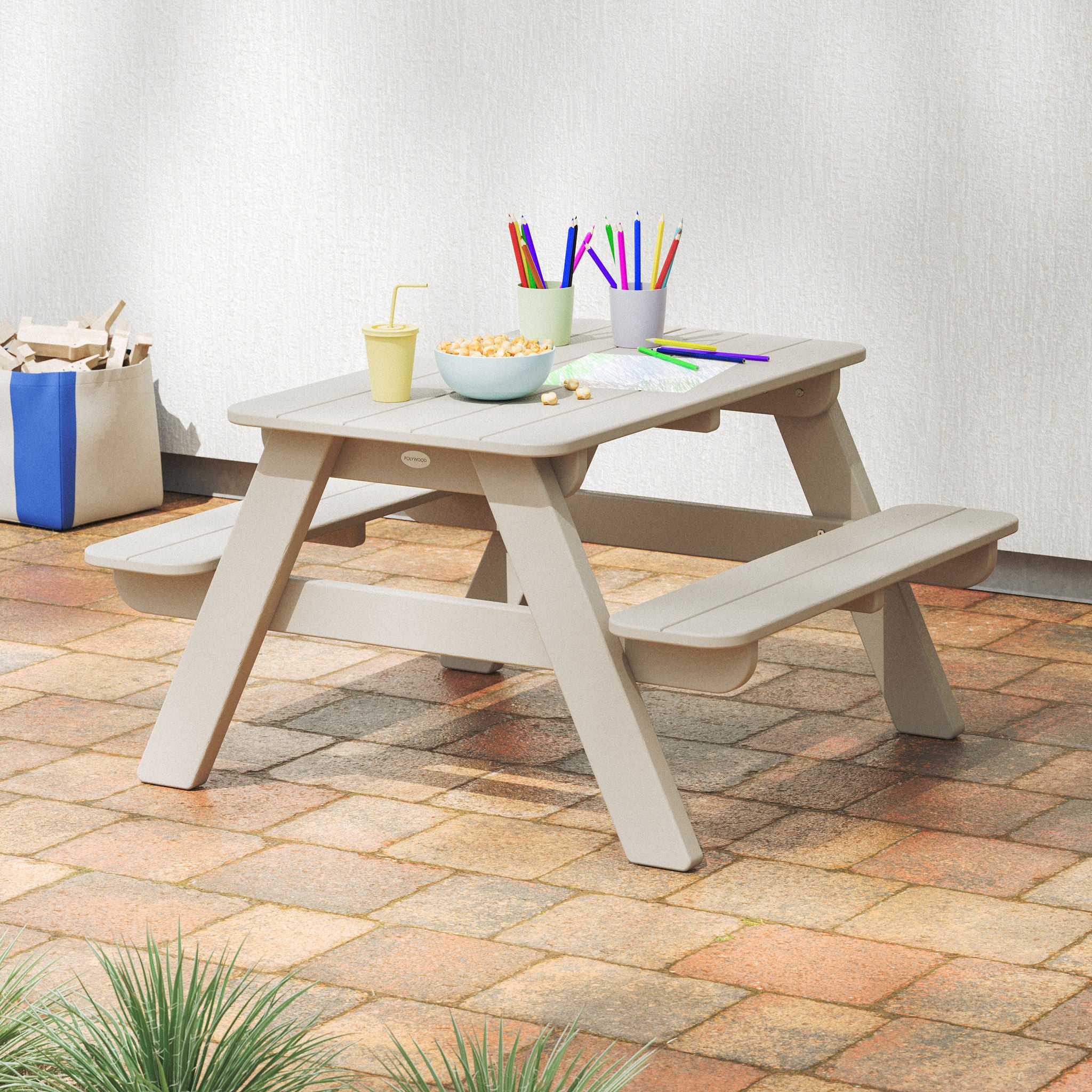 POLYWOOD Long Beach Kids Picnic Table
