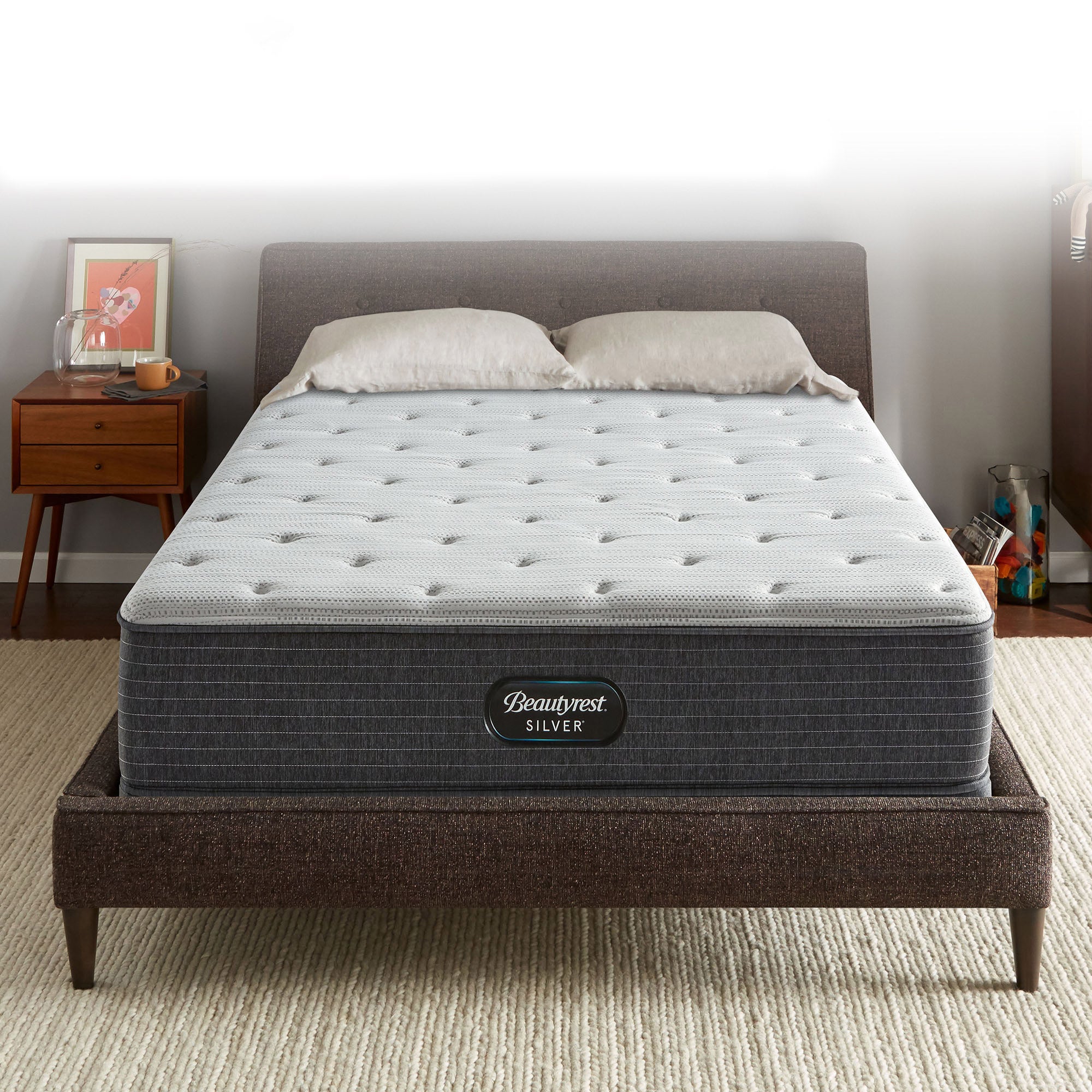 Beautyrest Silver BRS900 Medium Queen Mattress Set