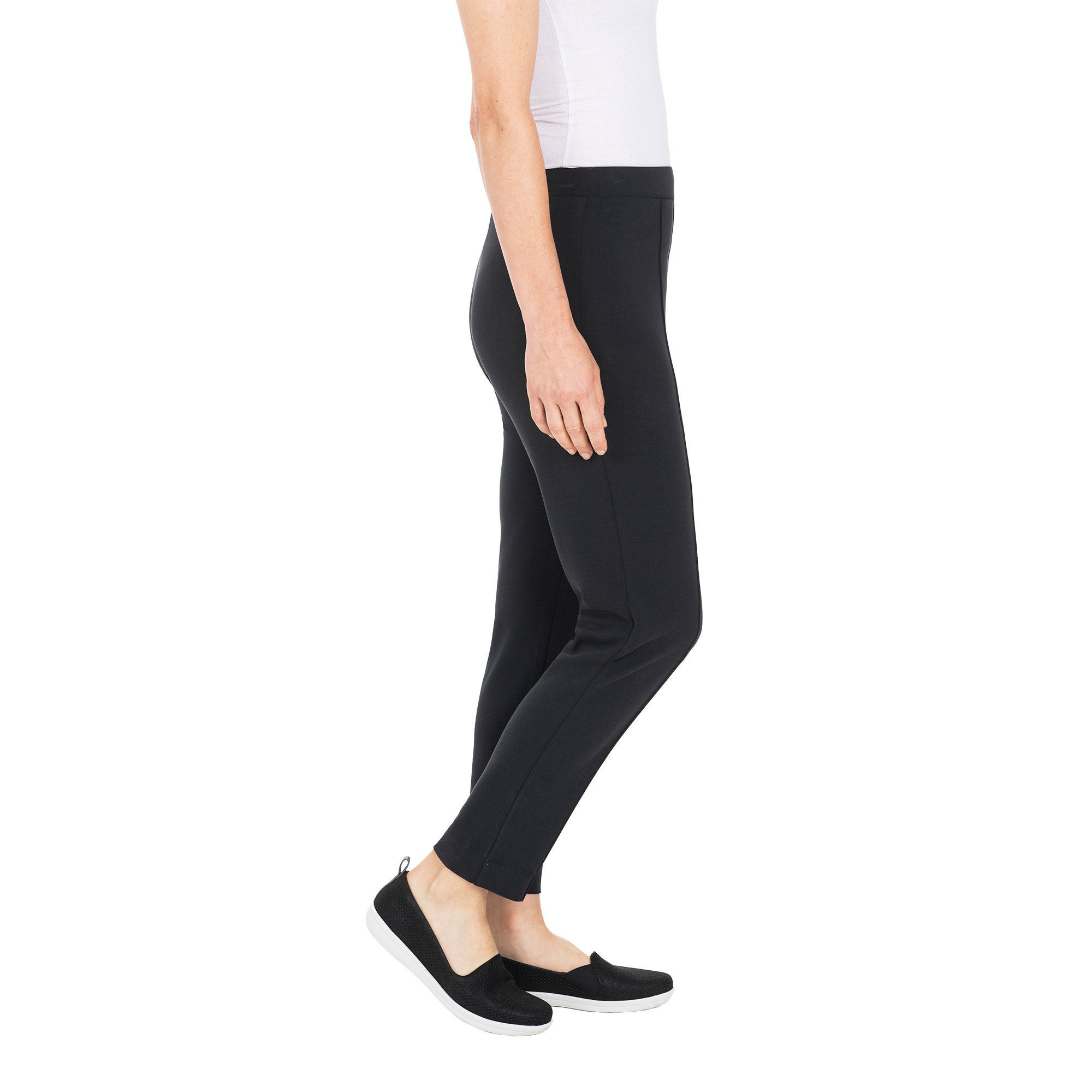 Dalia Ladies' Lightweight Pull-On Pant
