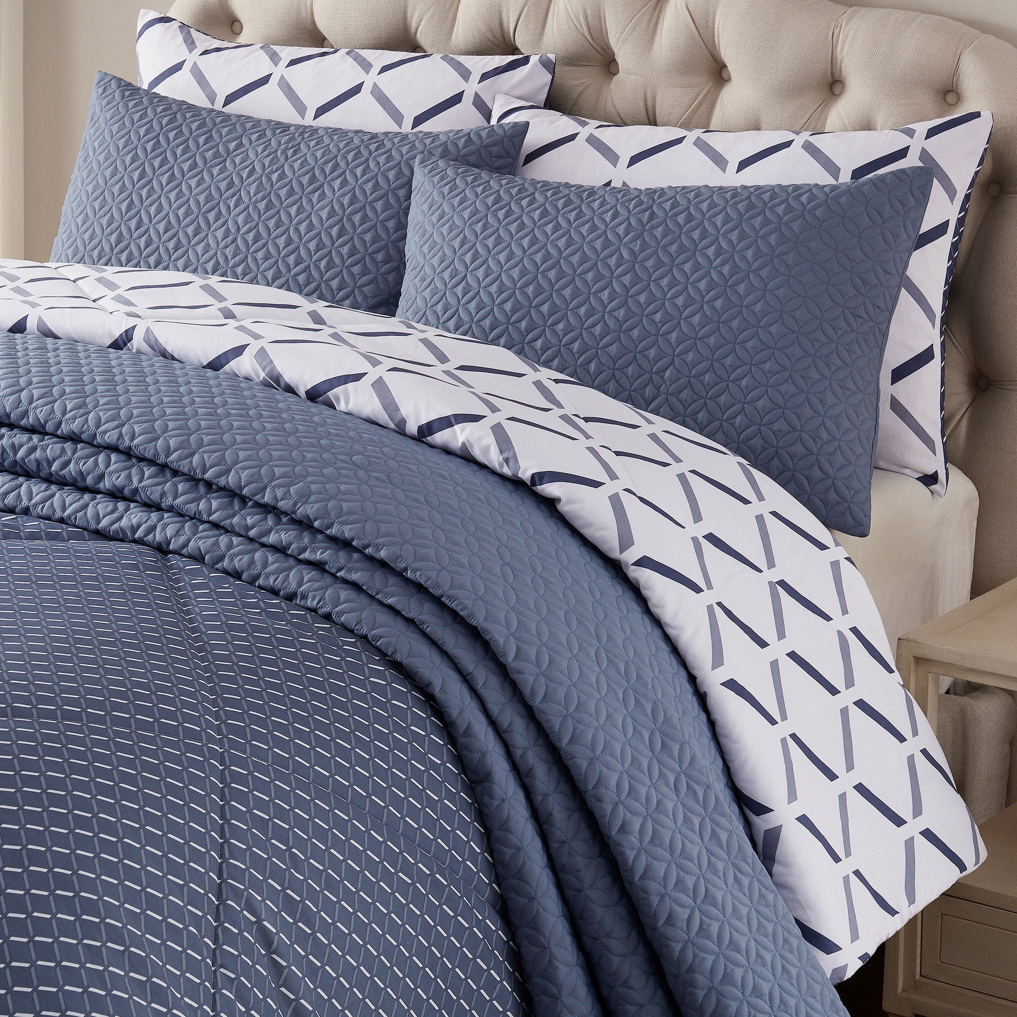 Style Decor 6-piece Comforter and Coverlet Set, Dartmouth Navy