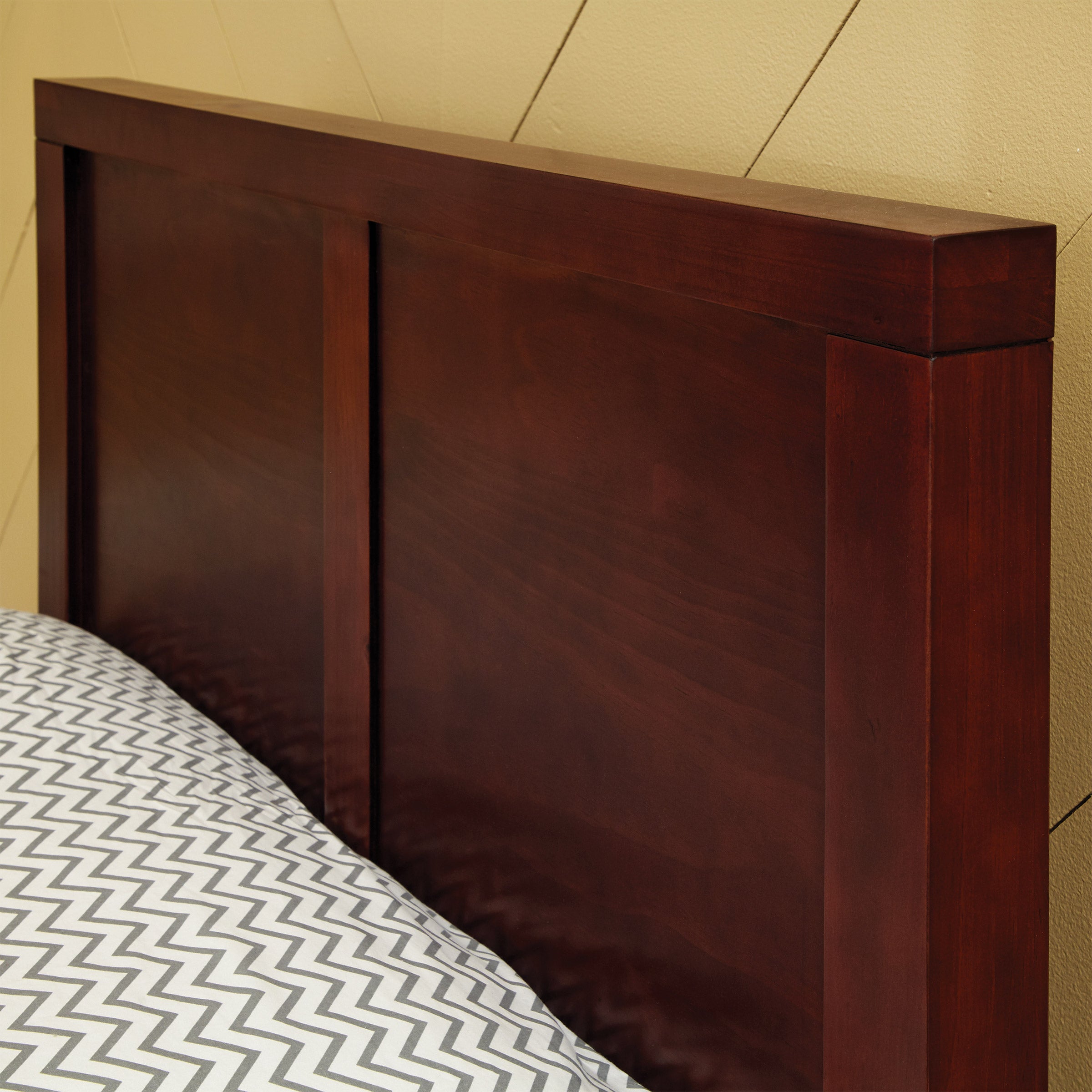 Modeno Twin Bedroom Collection