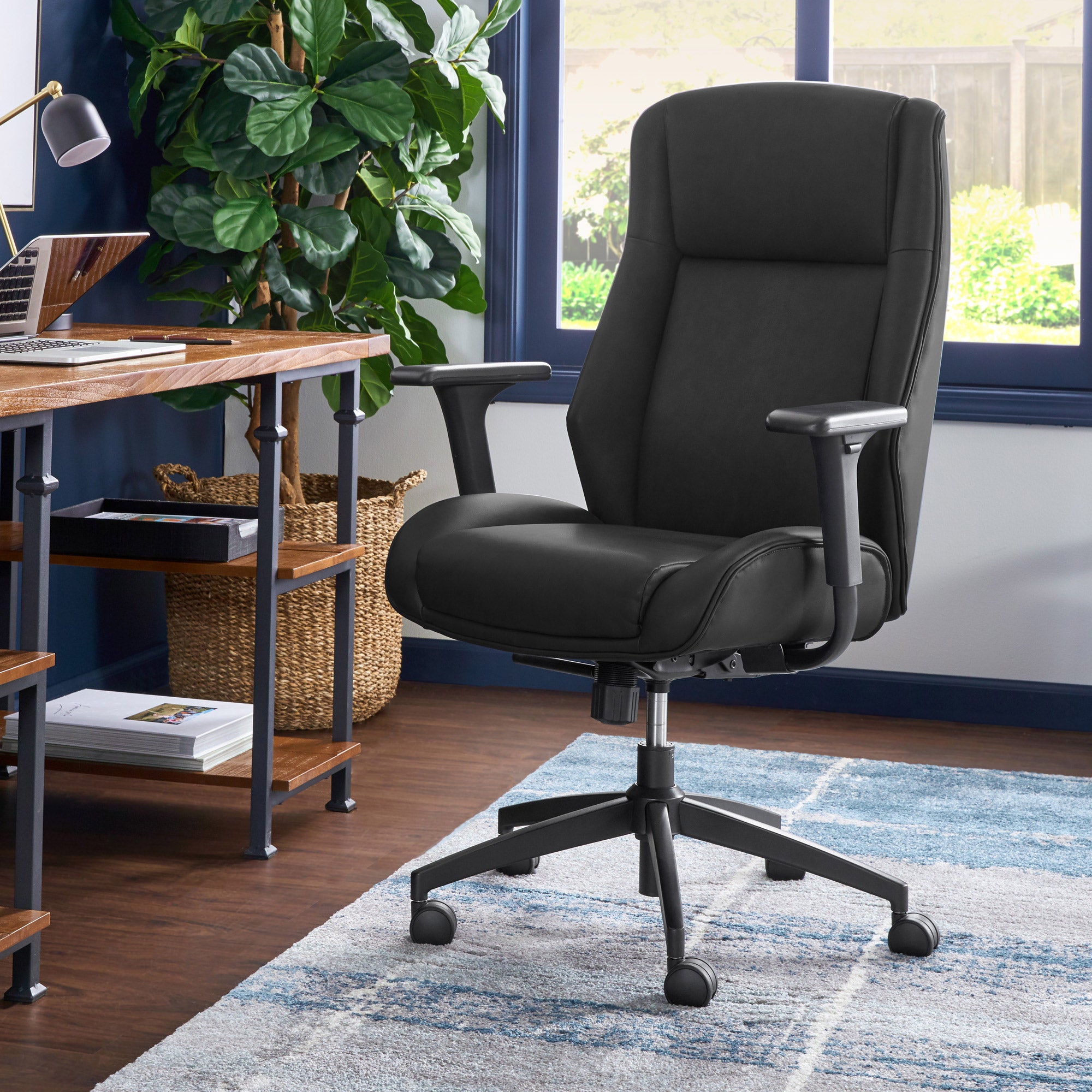 Thomasville Darius Executive Office Chair
