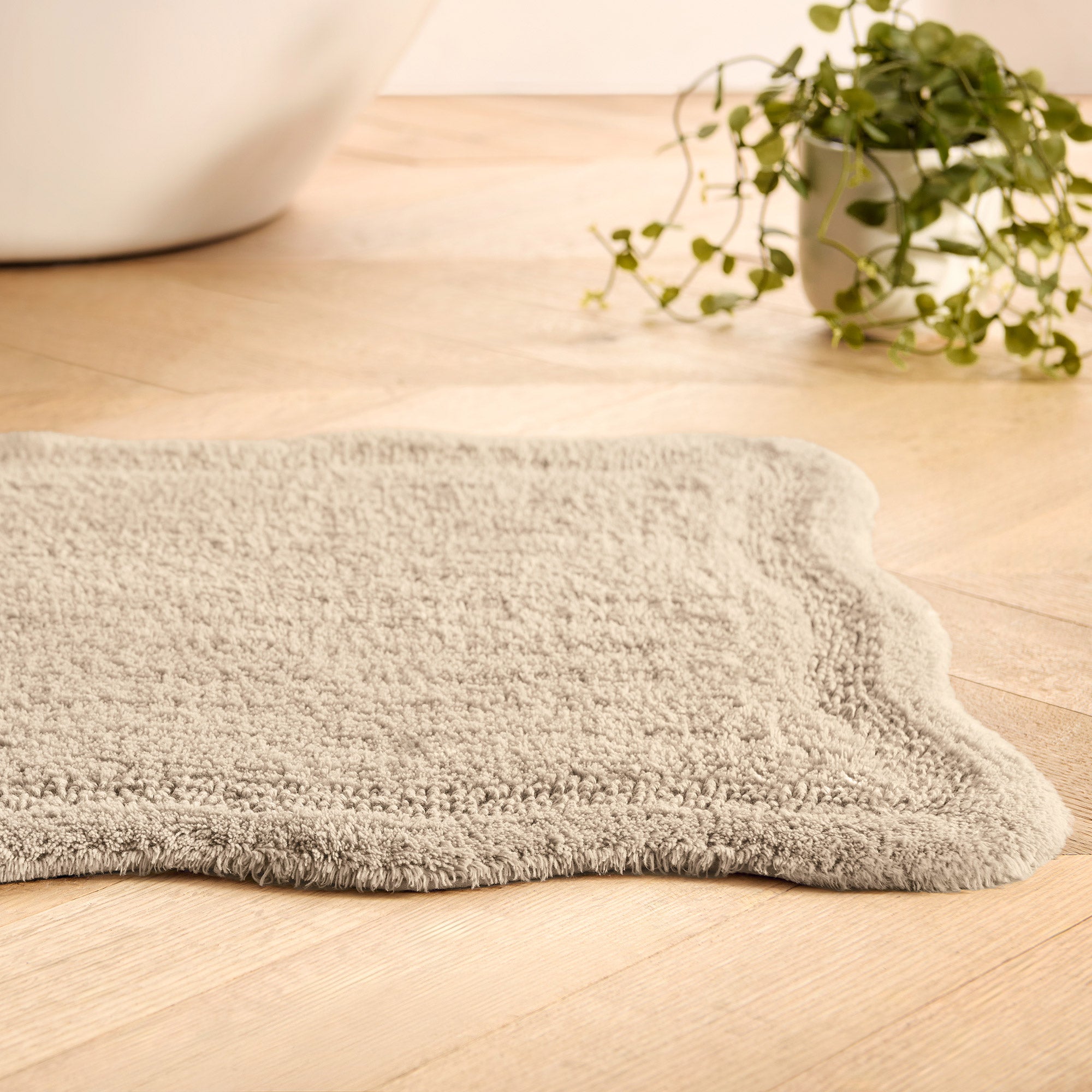 Scallop Bath Rug