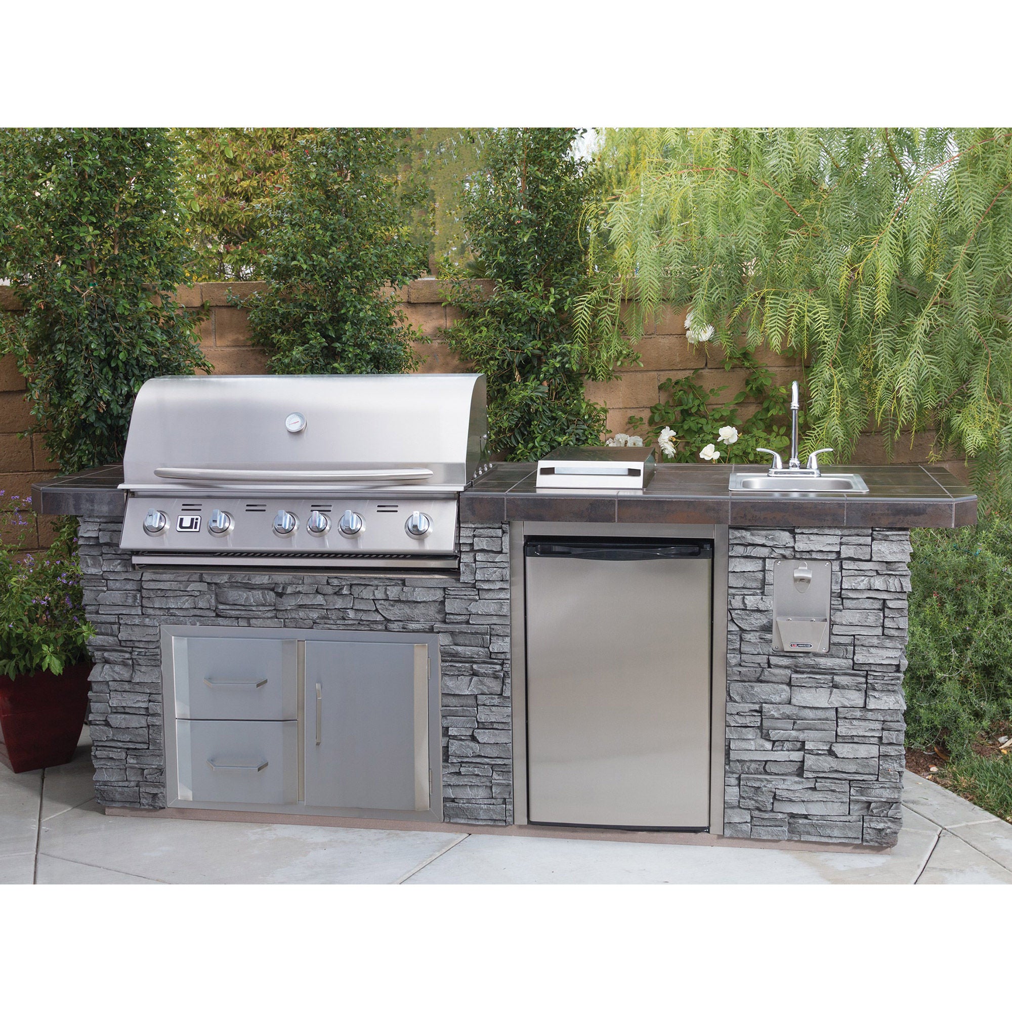 Urban Islands 5-burner Deluxe Faux Rock Island Grill
