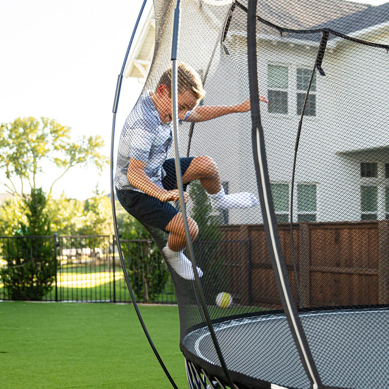 Springfree 10' Medium Round Trampoline Bundle